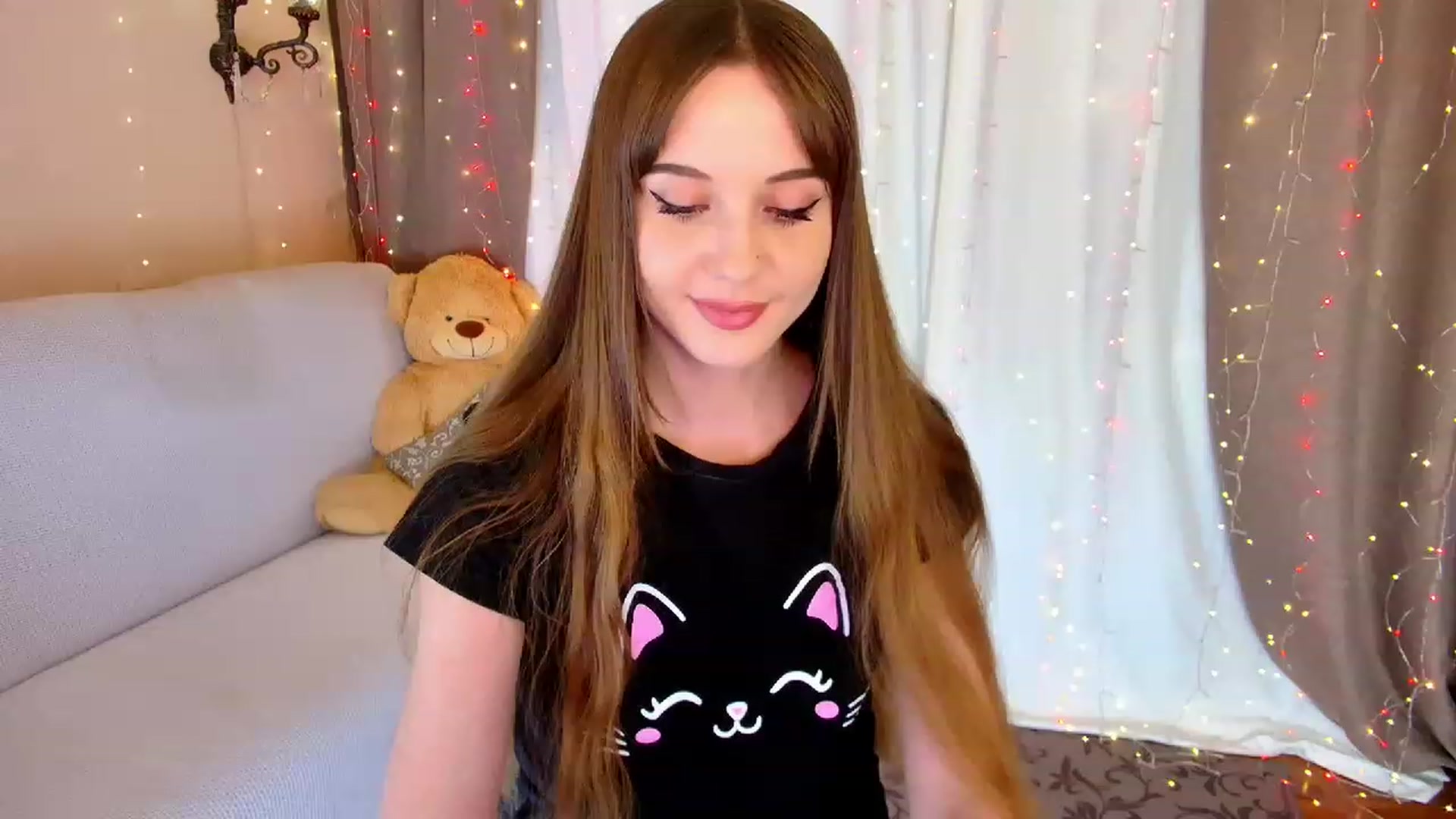 Gallery image thumbnail from Innocent_Soul's myfreecams stream on, 01/27/2023, 20:30 image 12 of 20