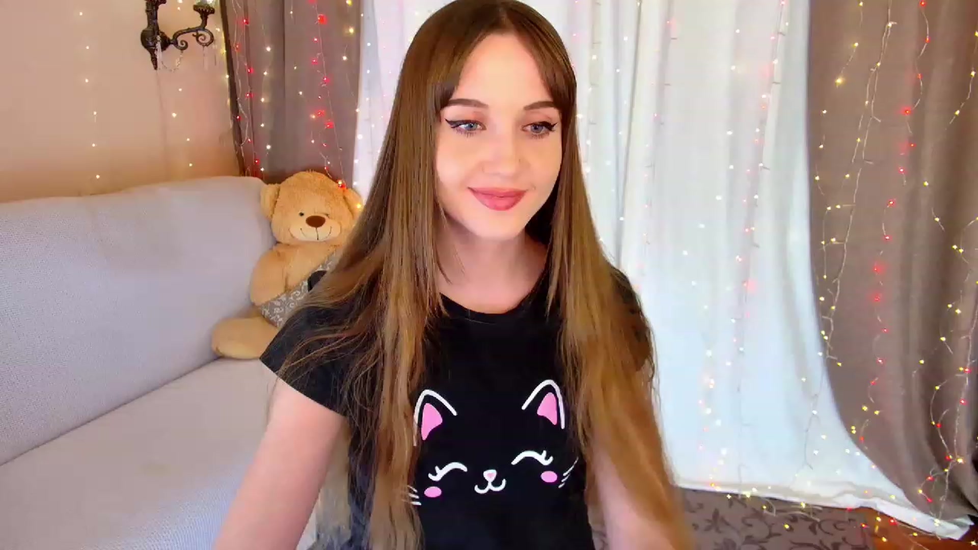 Gallery image thumbnail from Innocent_Soul's myfreecams stream on, 01/27/2023, 20:30 image 15 of 20