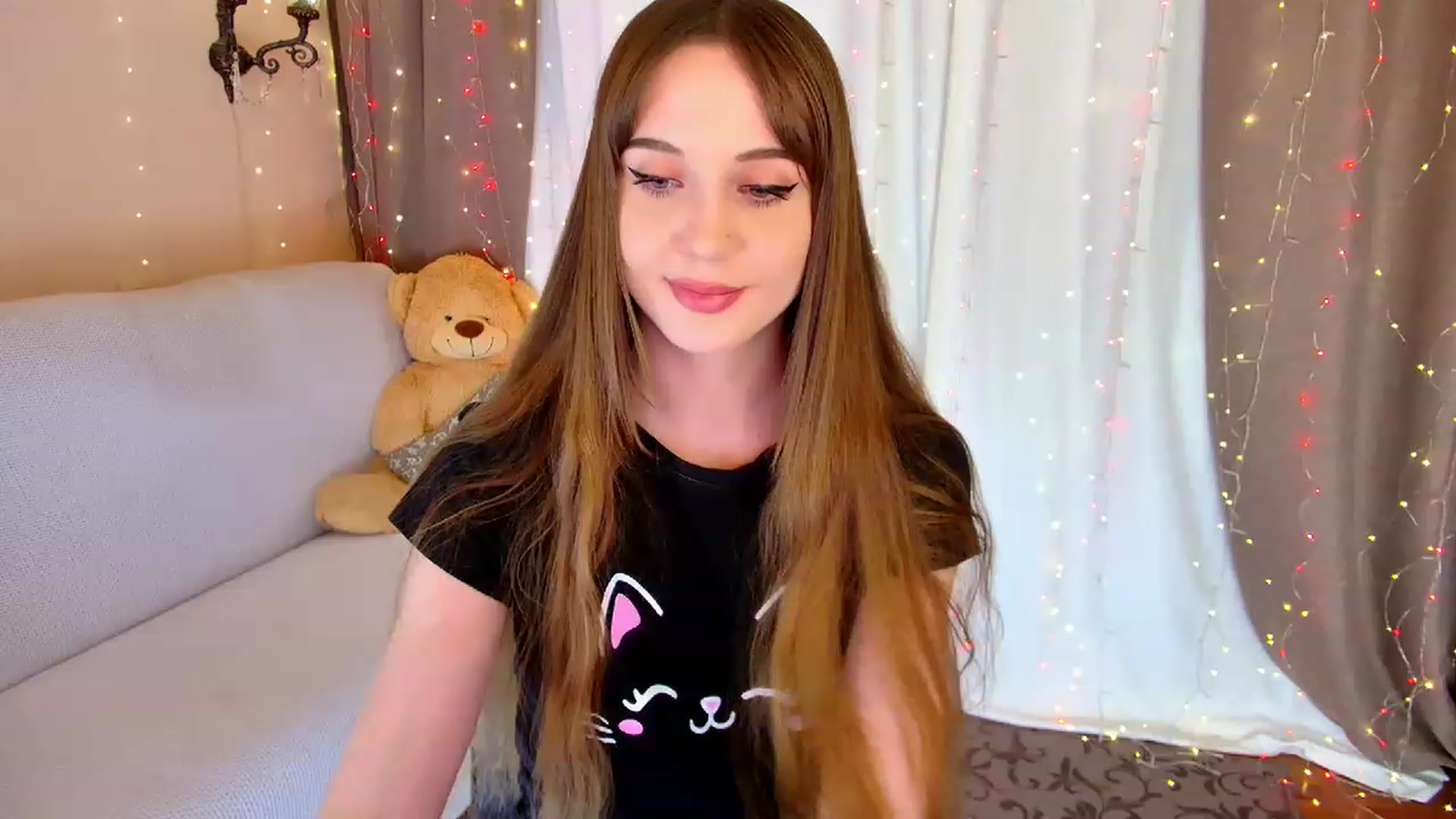 Gallery image thumbnail from Innocent_Soul's myfreecams stream on, 01/27/2023, 20:30 image 19 of 20