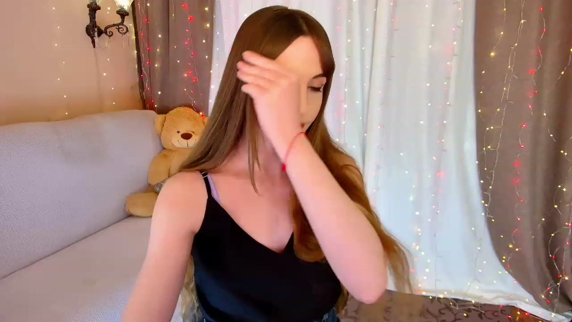 Gallery image thumbnail from Innocent_Soul's myfreecams stream on, 01/30/2023, 21:02 image 5 of 20