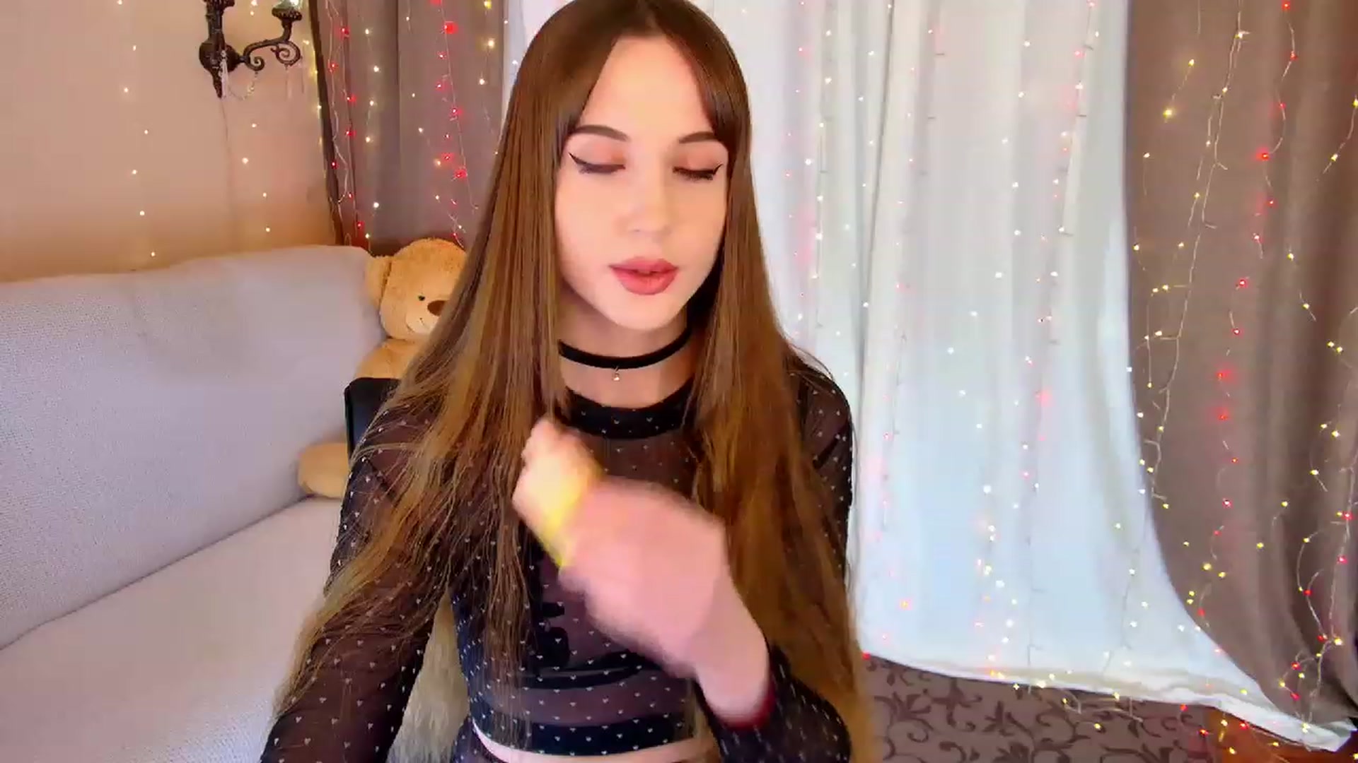 Gallery image thumbnail from Innocent_Soul's myfreecams stream on, 01/31/2023, 18:00 image 6 of 20
