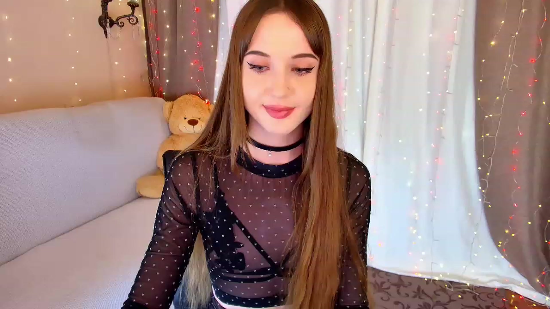 Gallery image thumbnail from Innocent_Soul's myfreecams stream on, 01/31/2023, 22:37 image 13 of 20