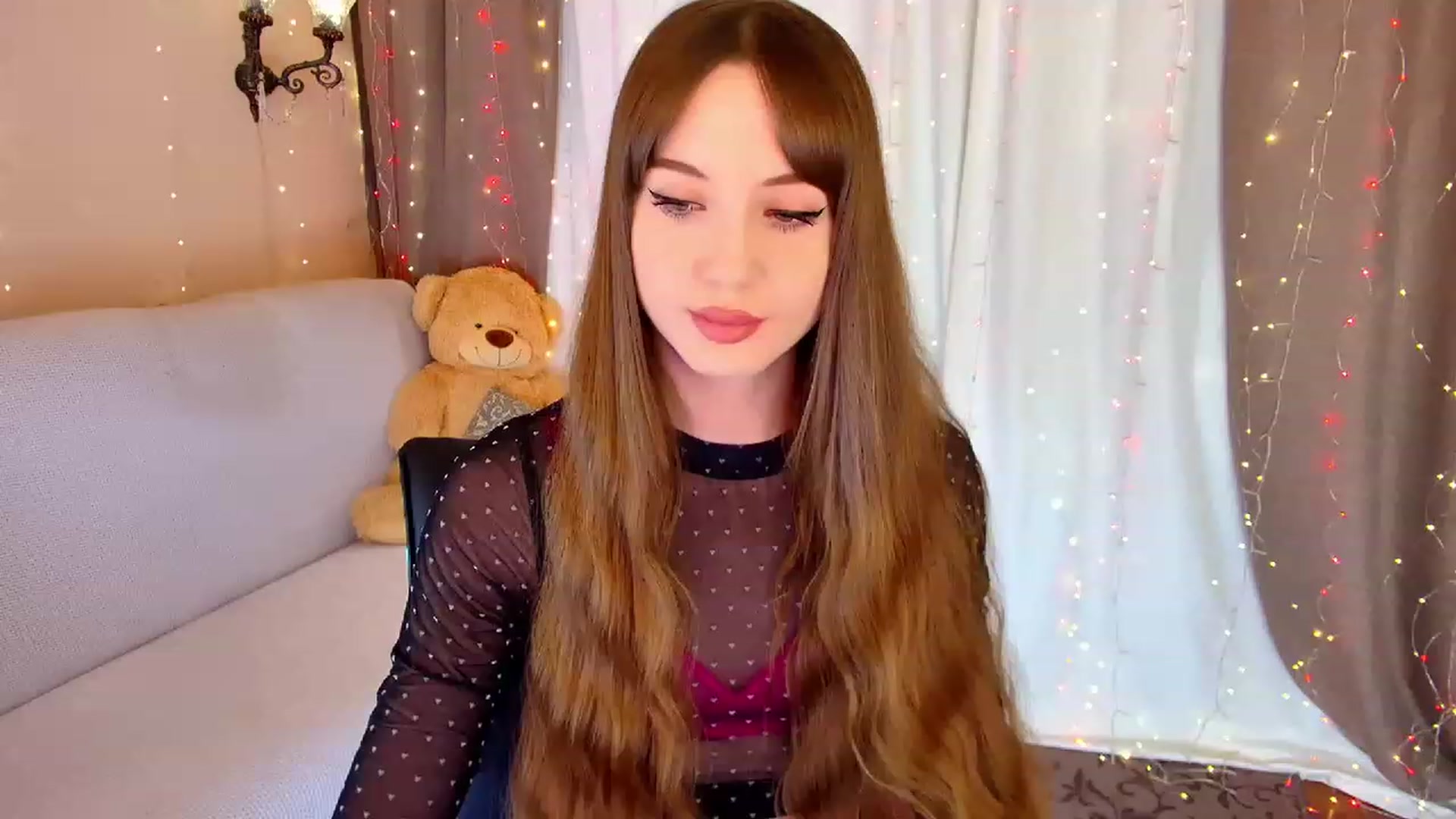 Gallery image thumbnail from Innocent_Soul's myfreecams stream on, 02/07/2023, 15:44 image 1 of 20