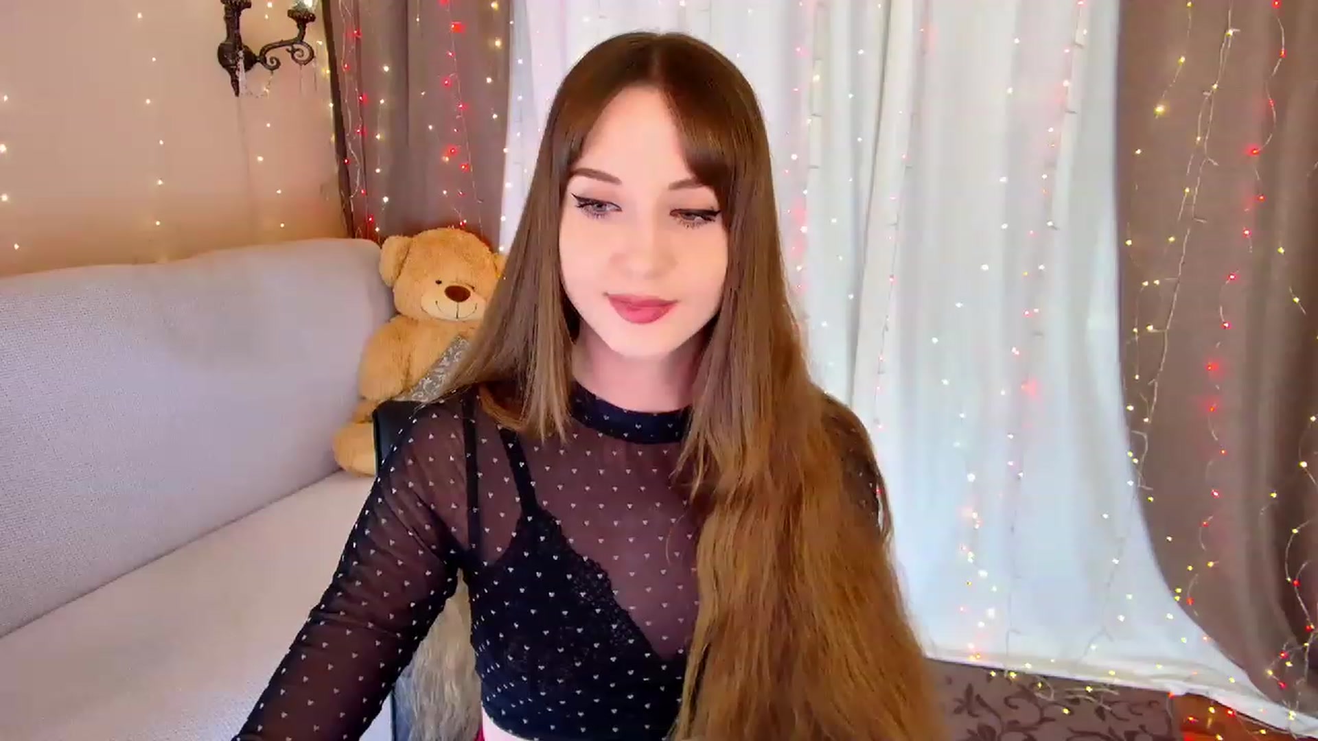 Gallery image thumbnail from Innocent_Soul's myfreecams stream on, 02/15/2023, 15:32 image 18 of 20