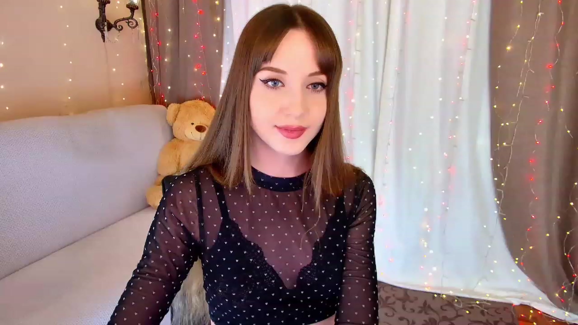 Gallery image thumbnail from Innocent_Soul's myfreecams stream on, 02/15/2023, 15:32 image 13 of 20