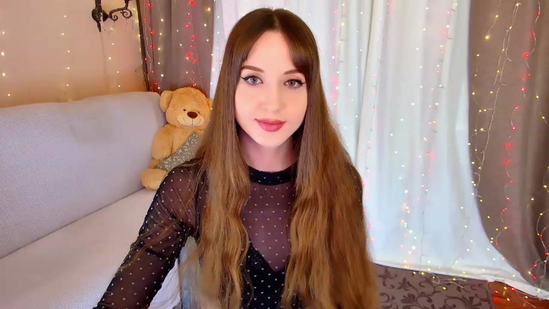 Gallery image thumbnail from Innocent_Soul's myfreecams stream on, 02/15/2023, 15:32 image 9 of 20