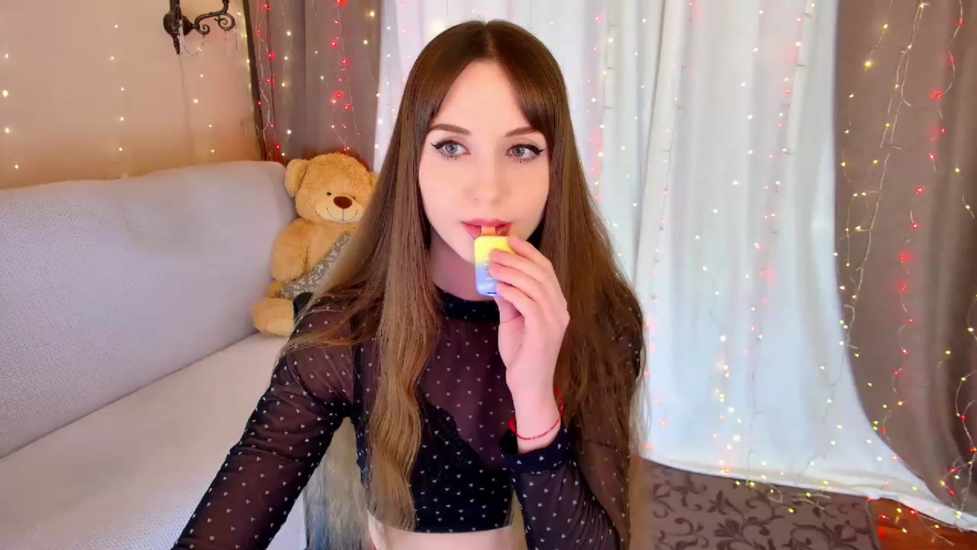 Gallery image thumbnail from Innocent_Soul's myfreecams stream on, 02/15/2023, 16:16 image 9 of 20