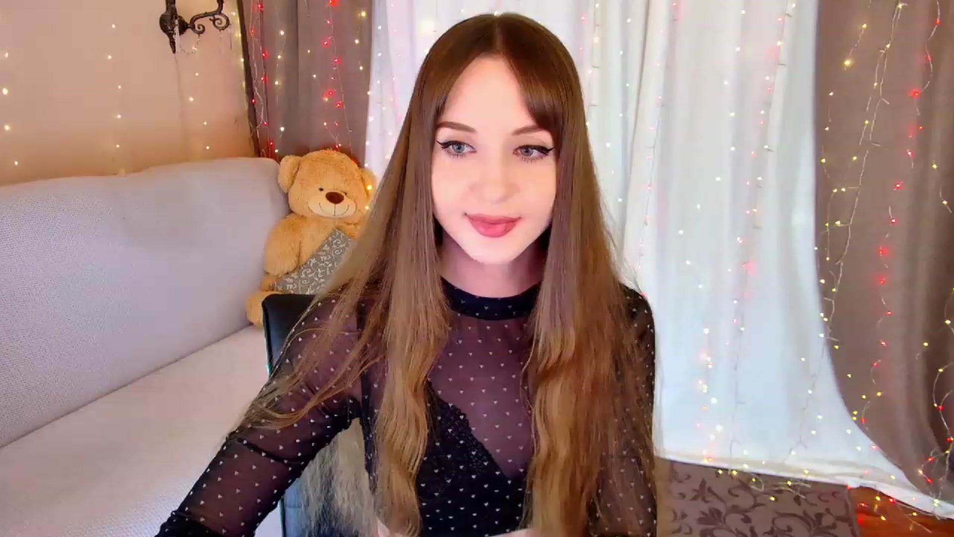 Gallery image thumbnail from Innocent_Soul's myfreecams stream on, 02/15/2023, 16:16 image 17 of 20
