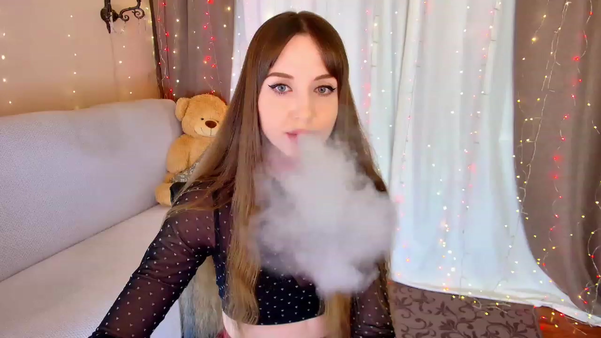 Gallery image thumbnail from Innocent_Soul's myfreecams stream on, 02/15/2023, 16:16 image 6 of 20