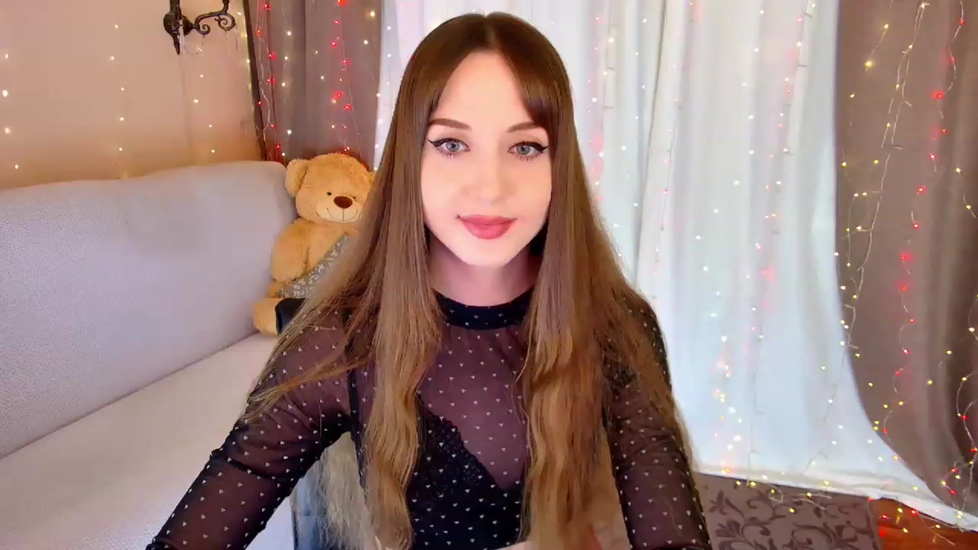Gallery image thumbnail from Innocent_Soul's myfreecams stream on, 02/15/2023, 16:16 image 13 of 20