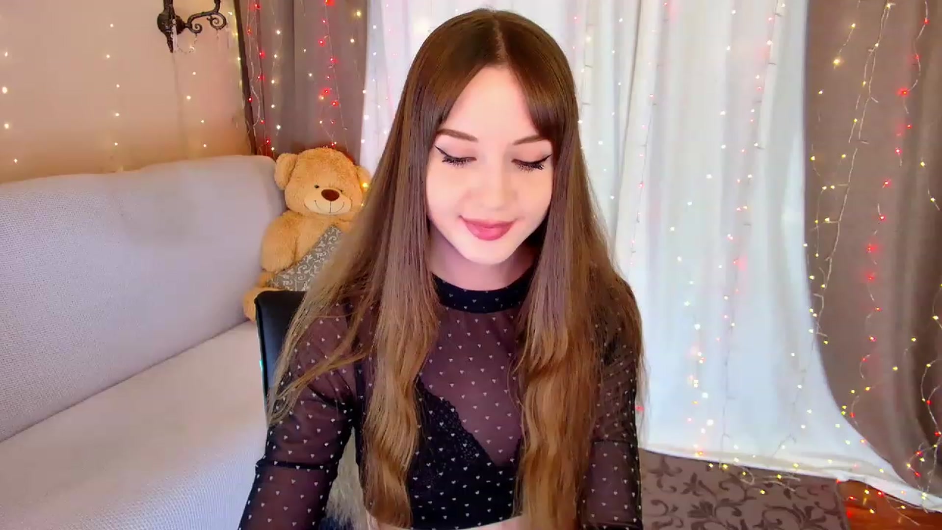 Gallery image thumbnail from Innocent_Soul's myfreecams stream on, 02/15/2023, 16:16 image 12 of 20