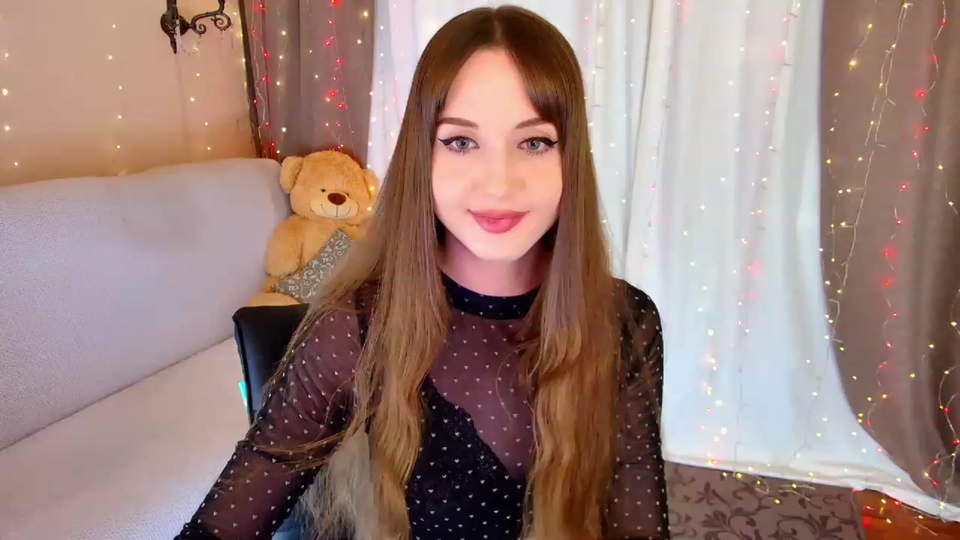 Gallery image thumbnail from Innocent_Soul's myfreecams stream on, 02/15/2023, 16:16 image 19 of 20