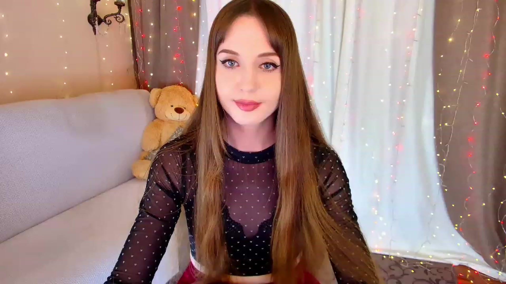 Gallery image thumbnail from Innocent_Soul's myfreecams stream on, 02/15/2023, 20:08 image 8 of 20
