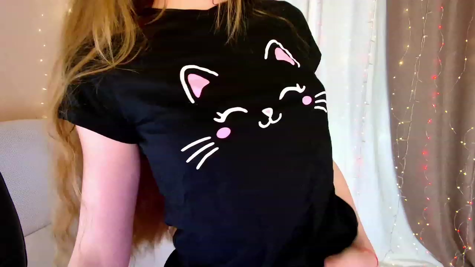 Gallery image thumbnail from Innocent_Soul's myfreecams stream on, 02/24/2023, 14:59 image 12 of 20