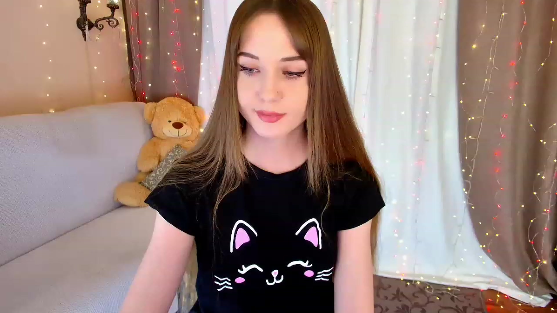 Gallery image thumbnail from Innocent_Soul's myfreecams stream on, 02/24/2023, 17:08 image 10 of 20