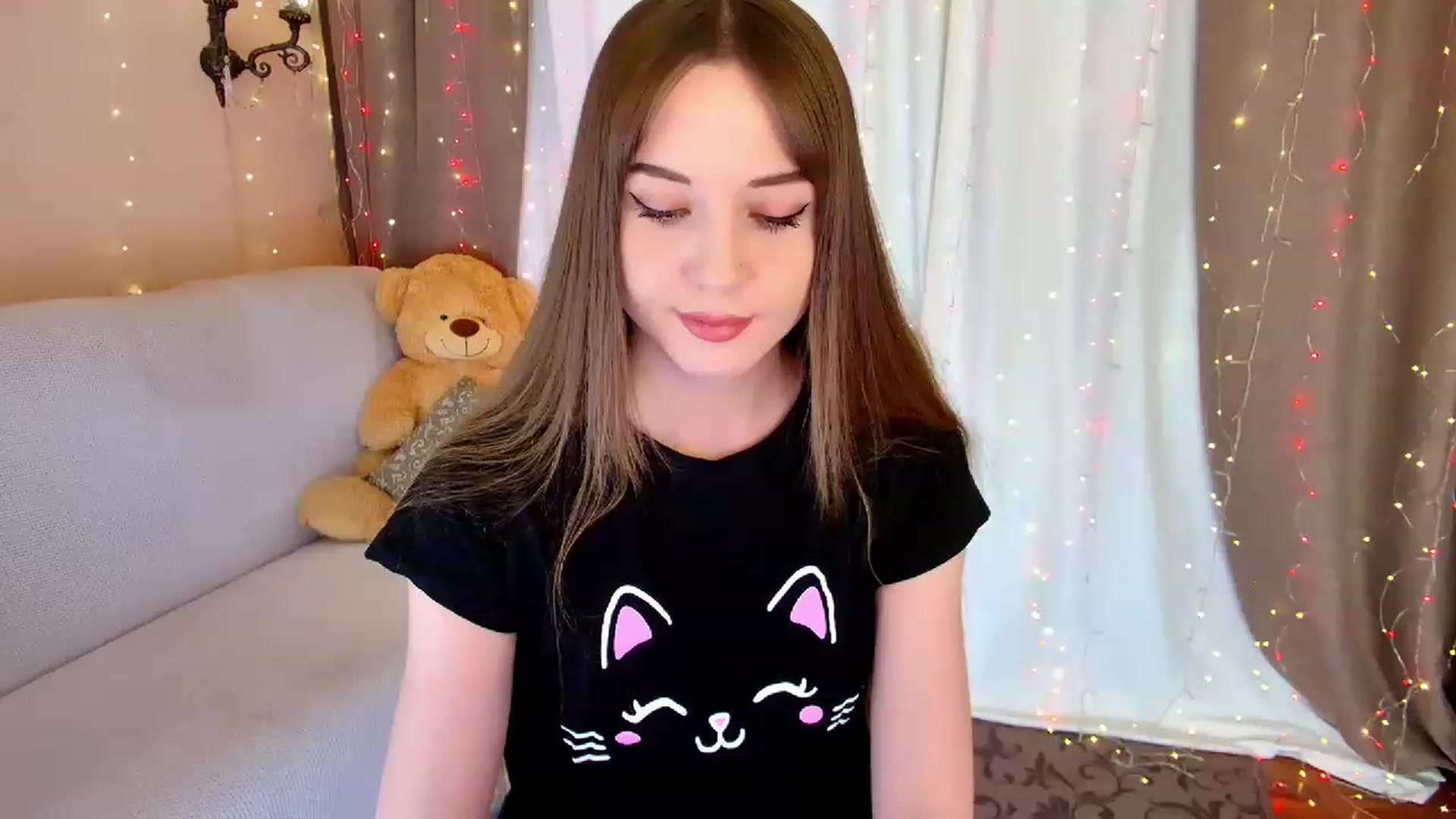 Gallery image thumbnail from Innocent_Soul's myfreecams stream on, 02/24/2023, 17:08 image 6 of 20