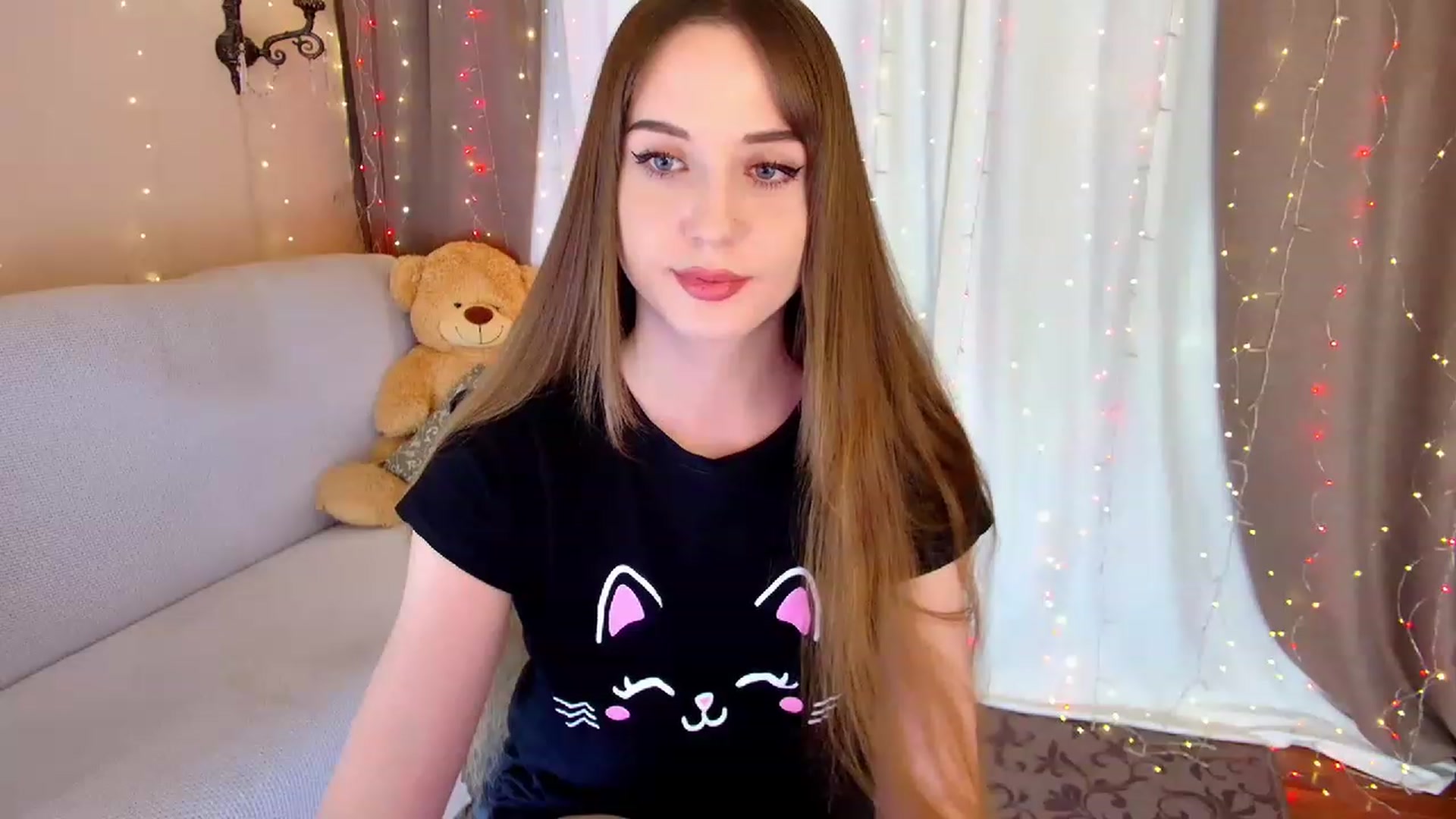 Gallery image thumbnail from Innocent_Soul's myfreecams stream on, 02/24/2023, 18:28 image 6 of 20
