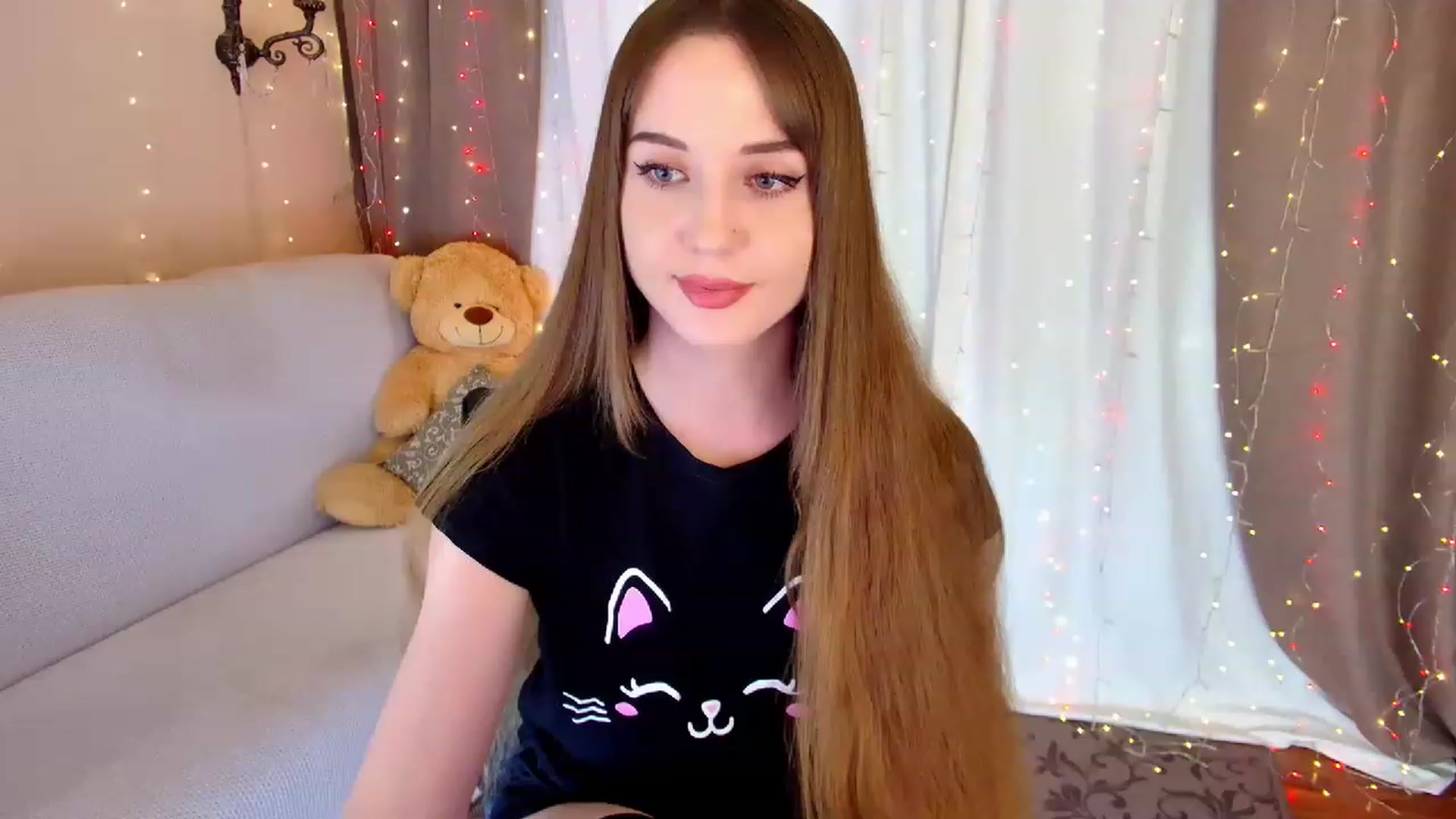Gallery image thumbnail from Innocent_Soul's myfreecams stream on, 02/24/2023, 18:28 image 9 of 20