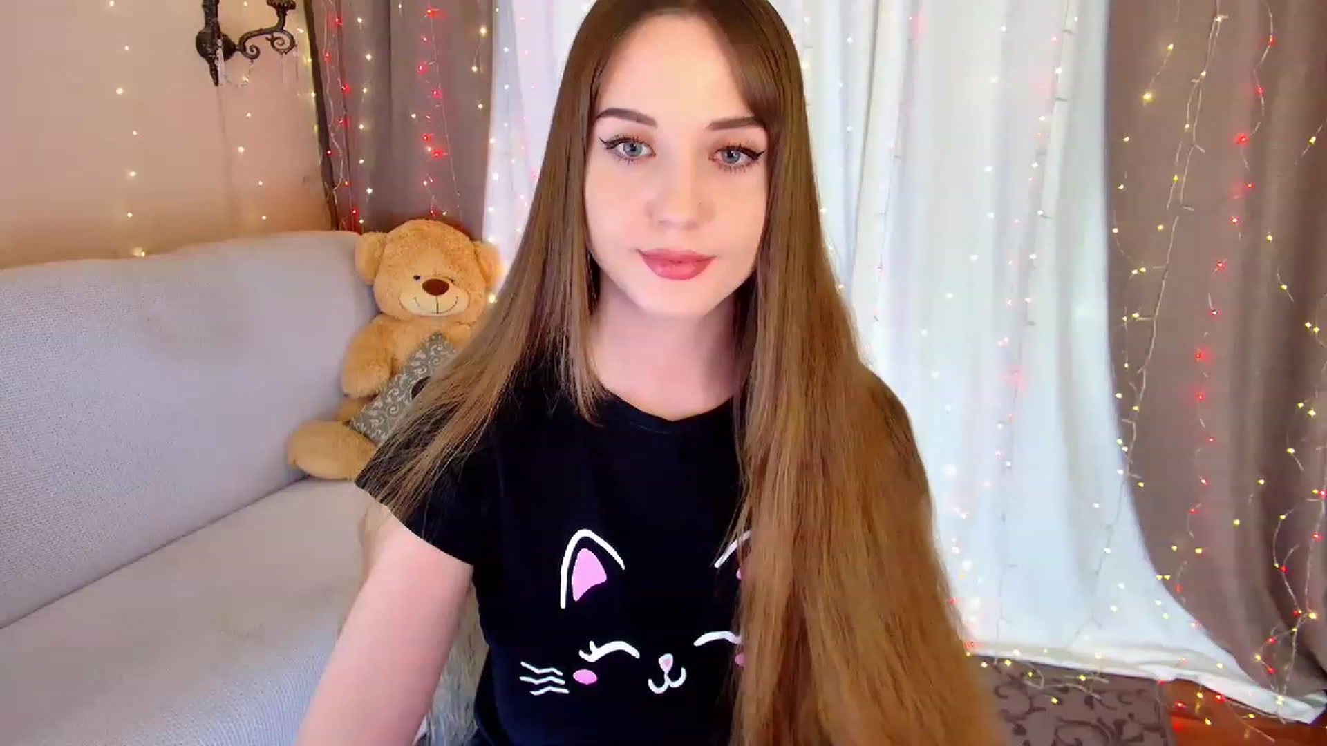 Gallery image thumbnail from Innocent_Soul's myfreecams stream on, 02/24/2023, 18:28 image 19 of 20