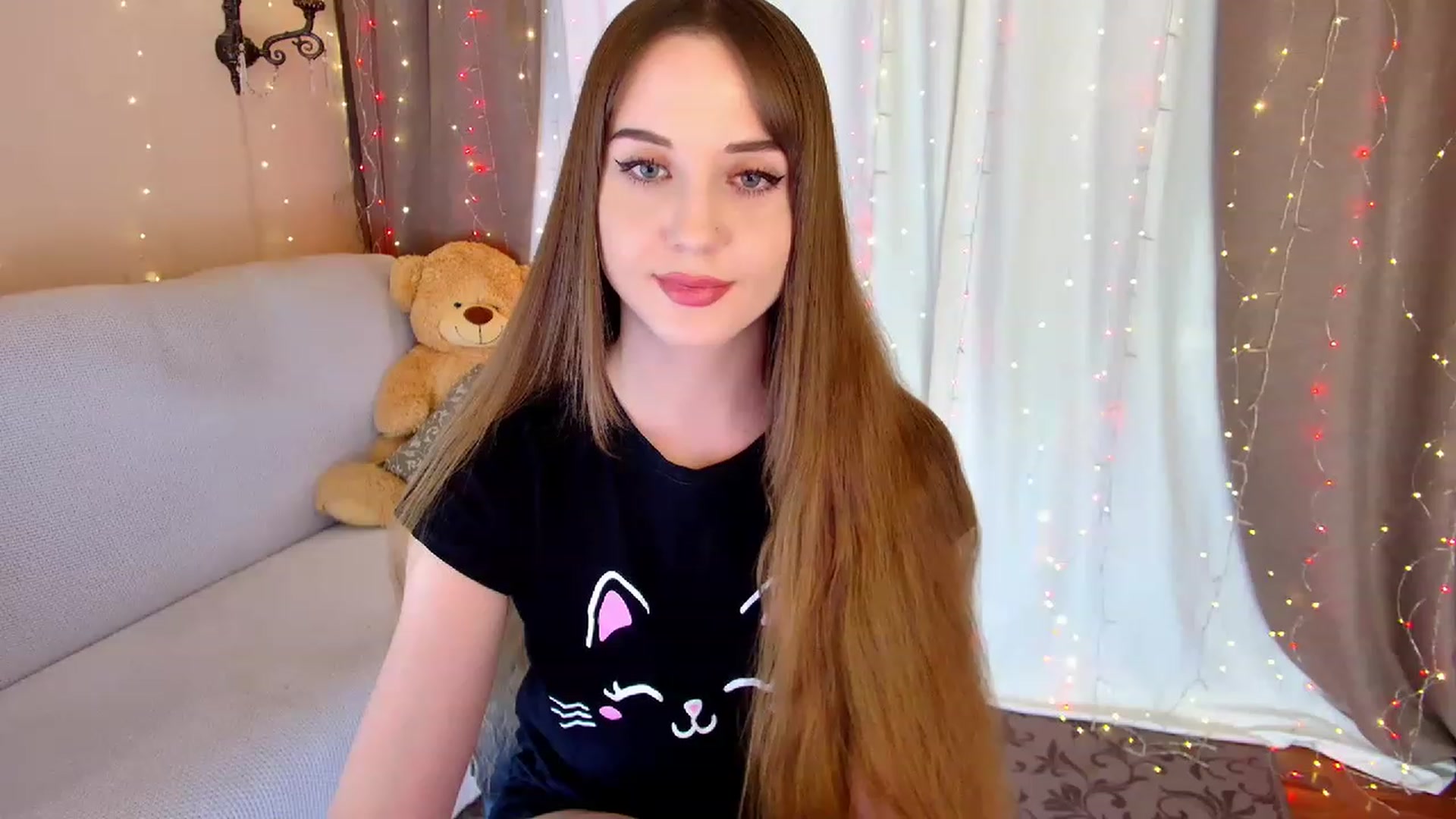 Gallery image thumbnail from Innocent_Soul's myfreecams stream on, 02/24/2023, 18:28 image 10 of 20