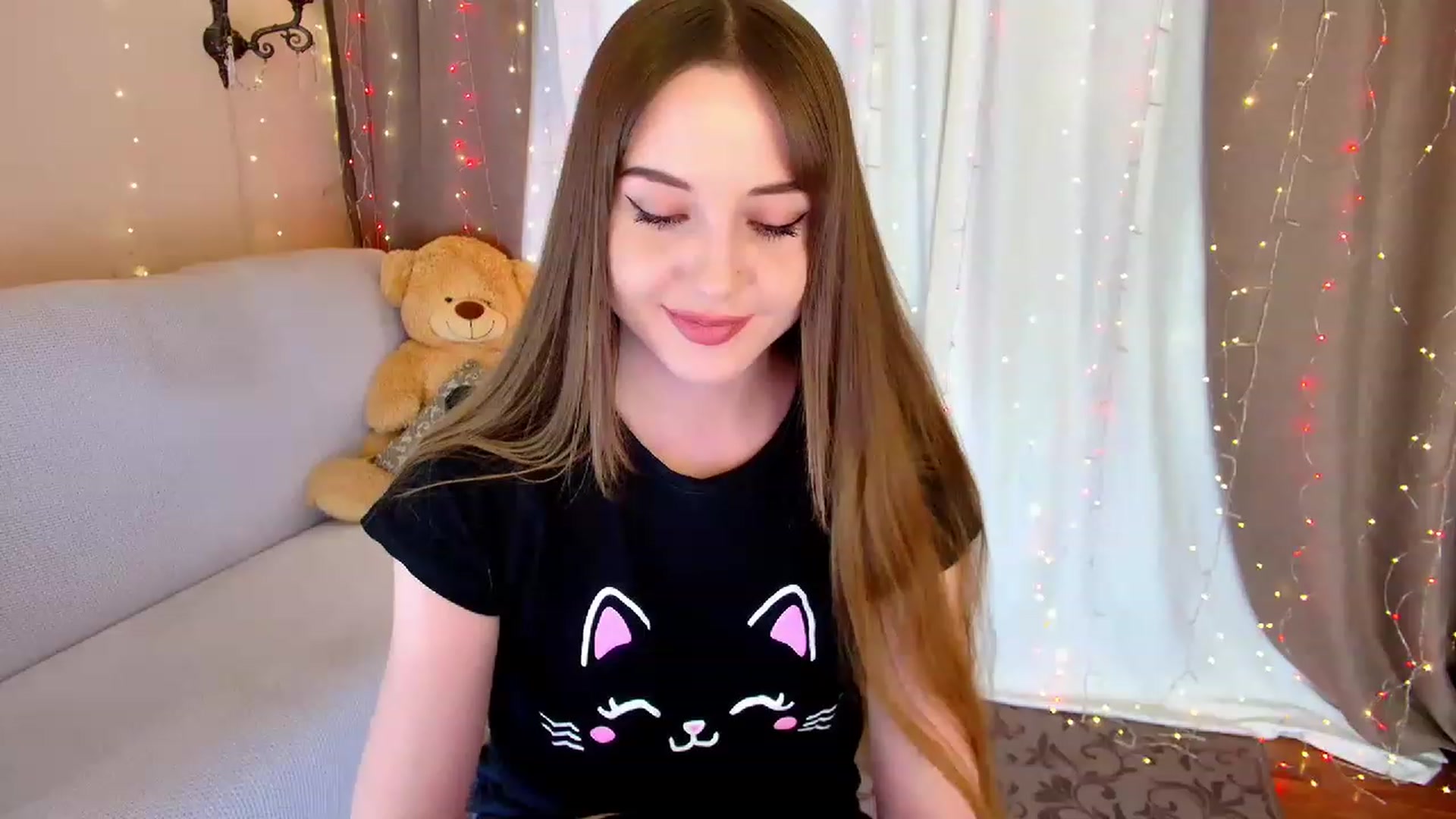 Gallery image thumbnail from Innocent_Soul's myfreecams stream on, 02/24/2023, 19:17 image 7 of 20