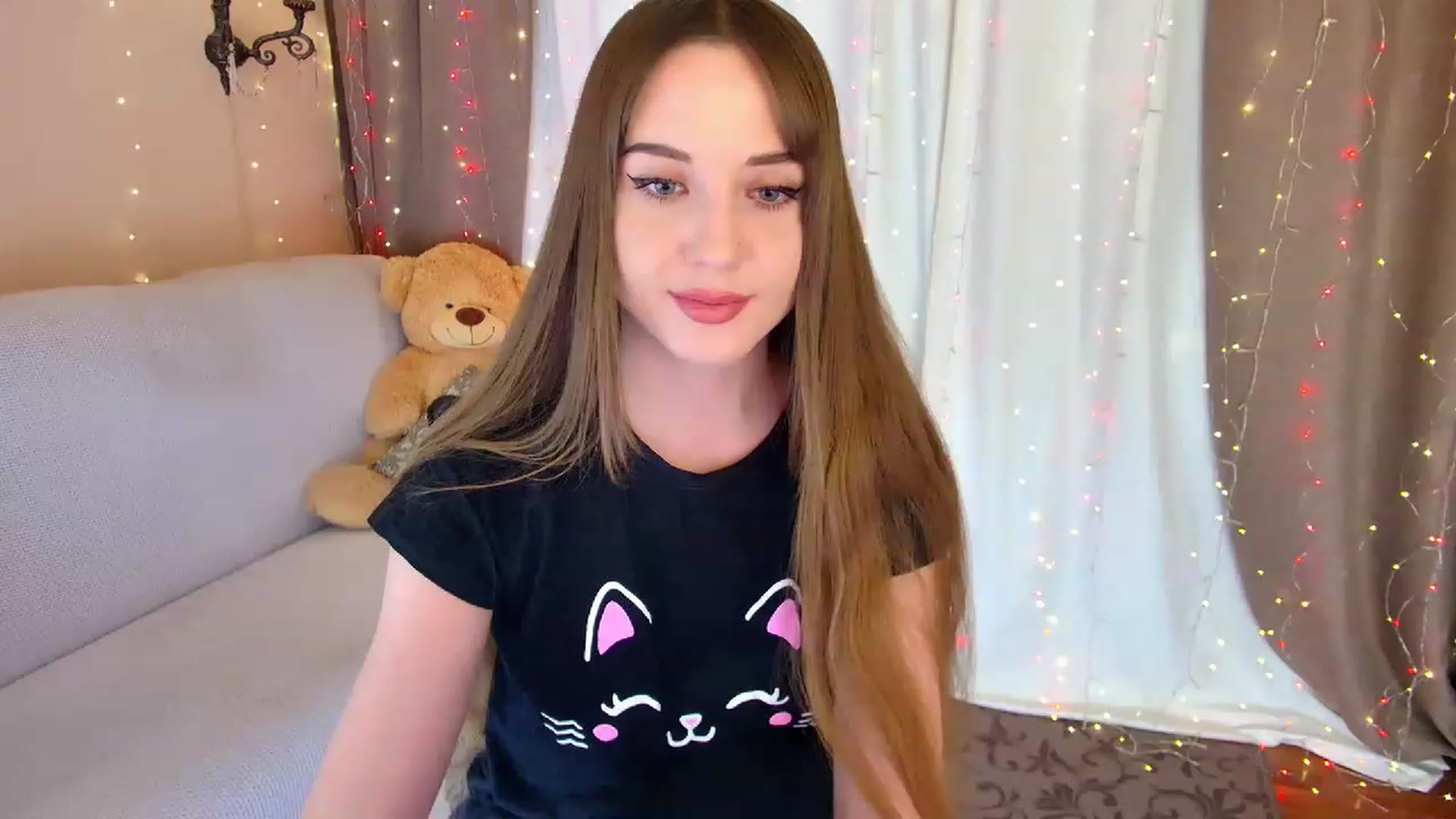 Gallery image thumbnail from Innocent_Soul's myfreecams stream on, 02/24/2023, 19:17 image 13 of 20