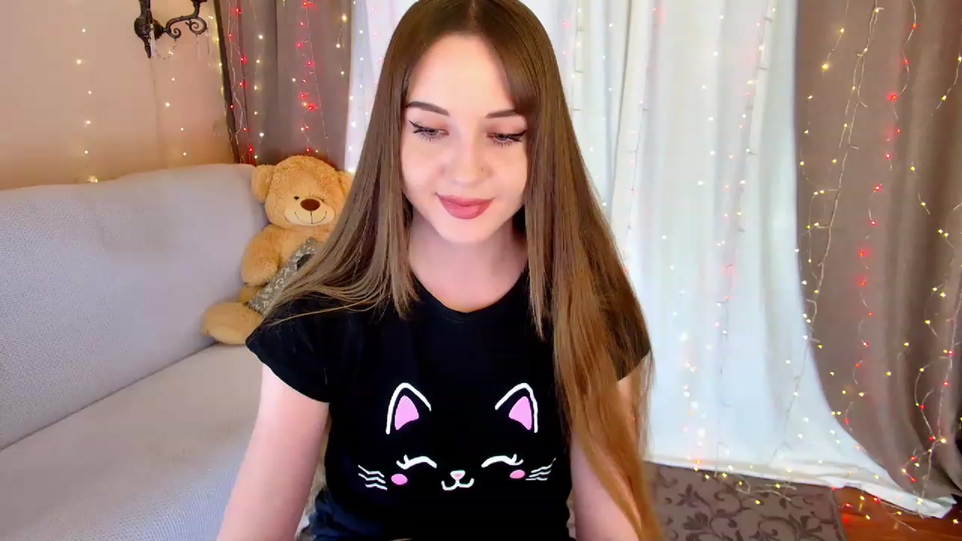 Gallery image thumbnail from Innocent_Soul's myfreecams stream on, 02/24/2023, 19:17 image 8 of 20