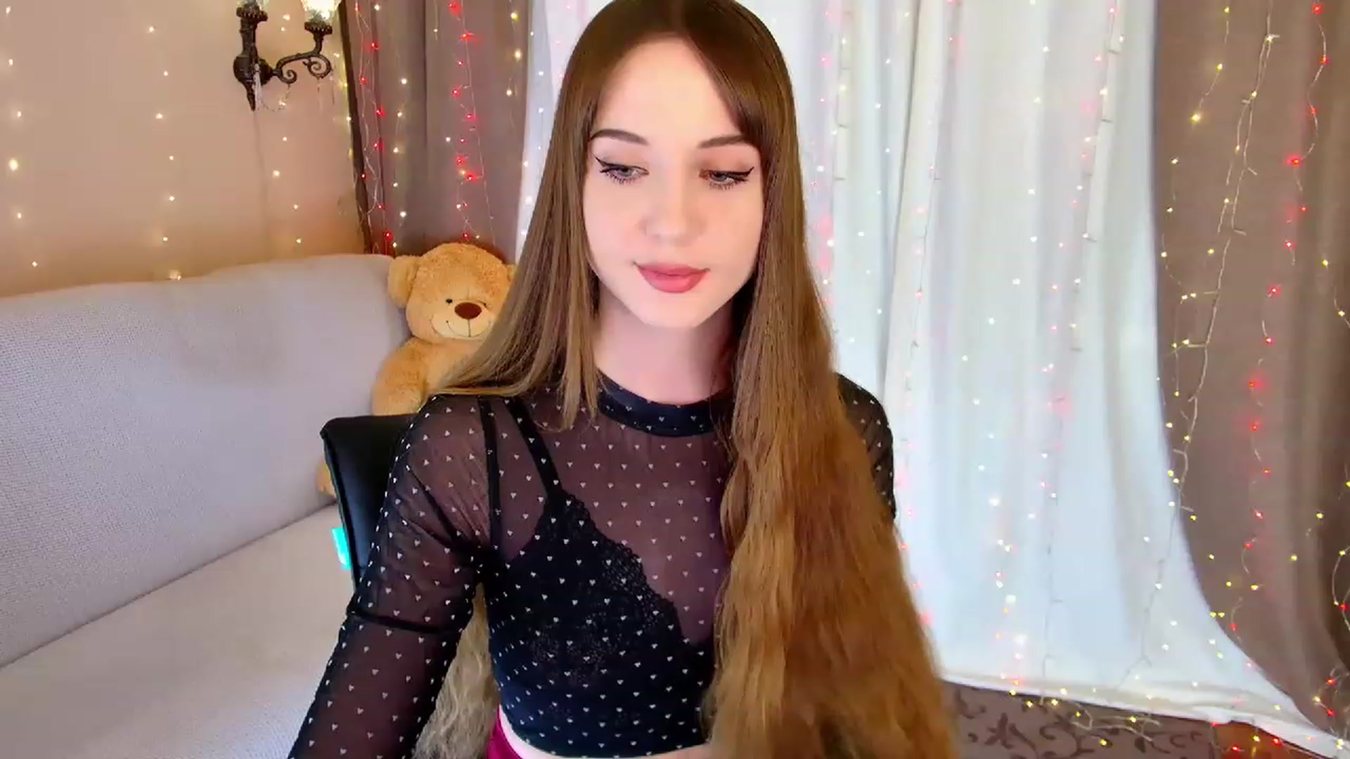Gallery image thumbnail from Innocent_Soul's myfreecams stream on, 02/25/2023, 16:55 image 4 of 20