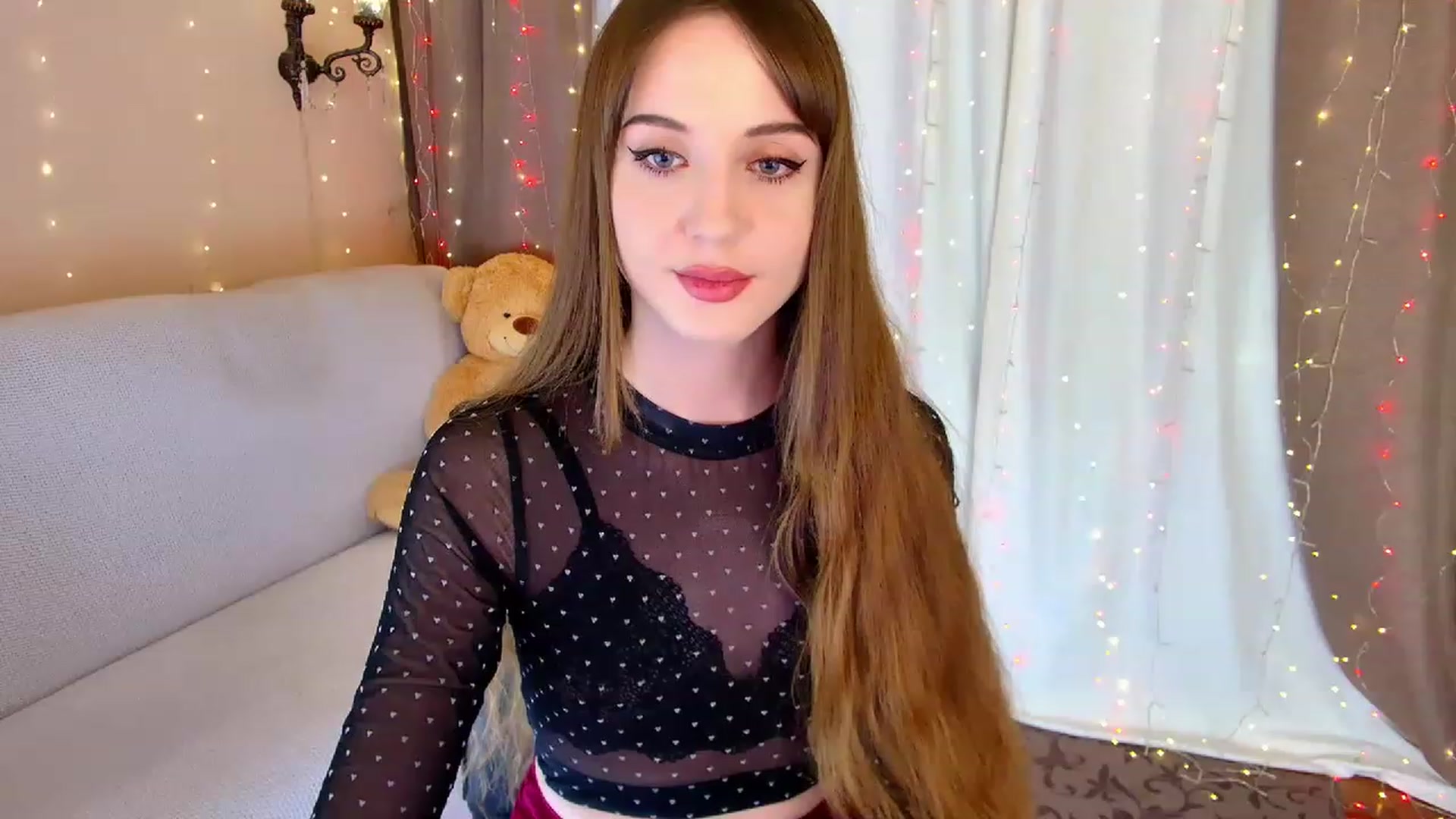 Gallery image thumbnail from Innocent_Soul's myfreecams stream on, 02/25/2023, 17:14 image 10 of 20