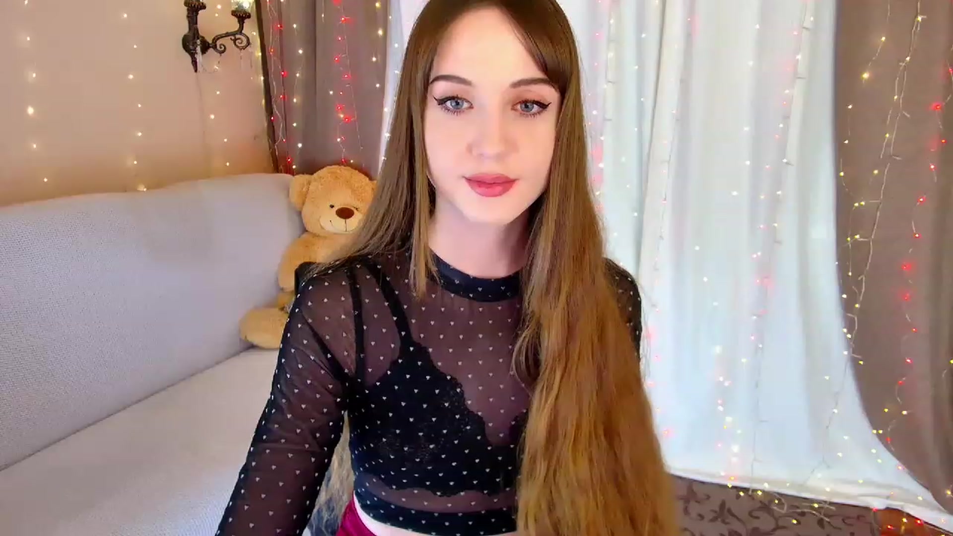 Gallery image thumbnail from Innocent_Soul's myfreecams stream on, 02/25/2023, 17:14 image 14 of 20