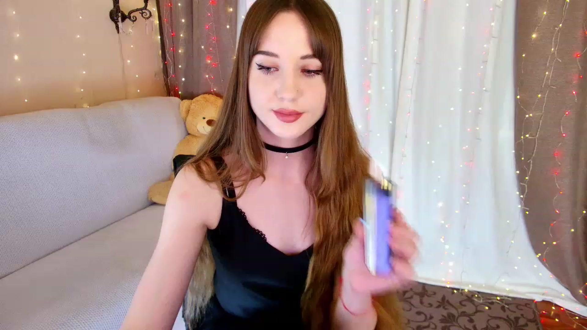 Gallery image thumbnail from Innocent_Soul's myfreecams stream on, 02/26/2023, 16:13 image 14 of 20