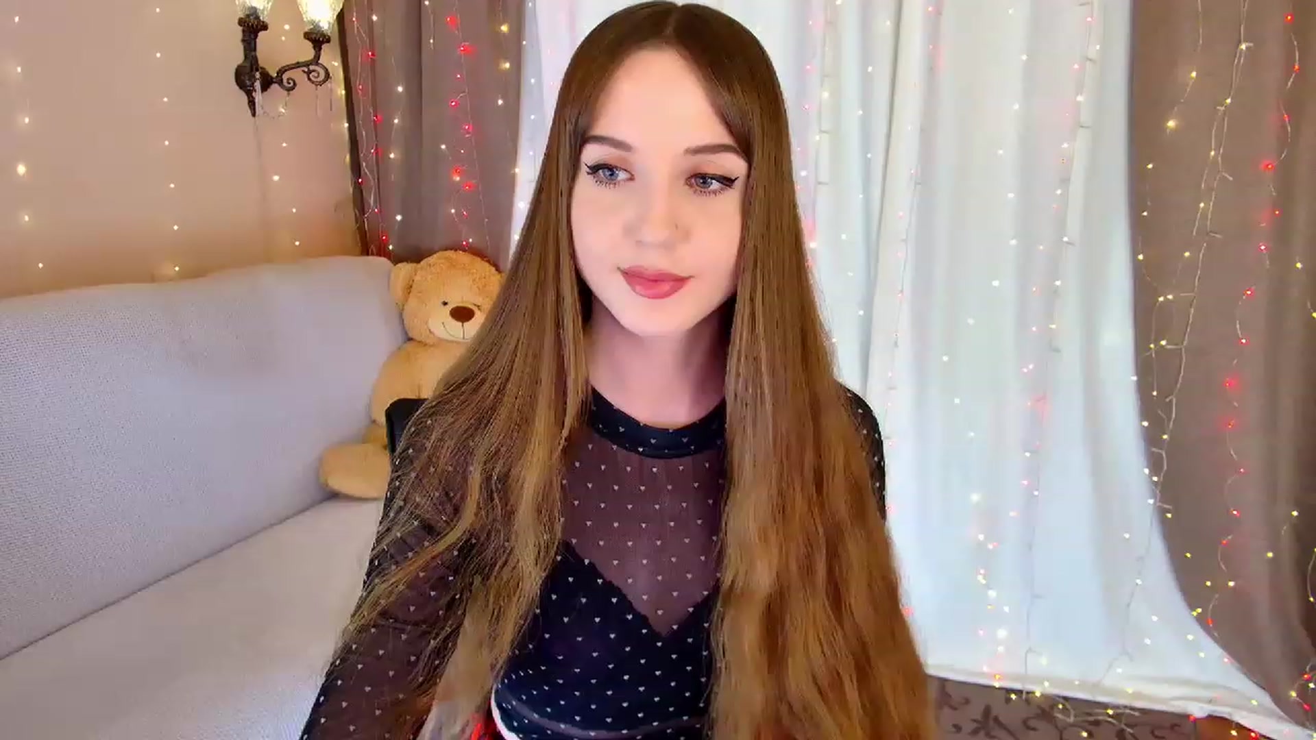 Gallery image thumbnail from Innocent_Soul's myfreecams stream on, 02/28/2023, 15:49 image 14 of 20