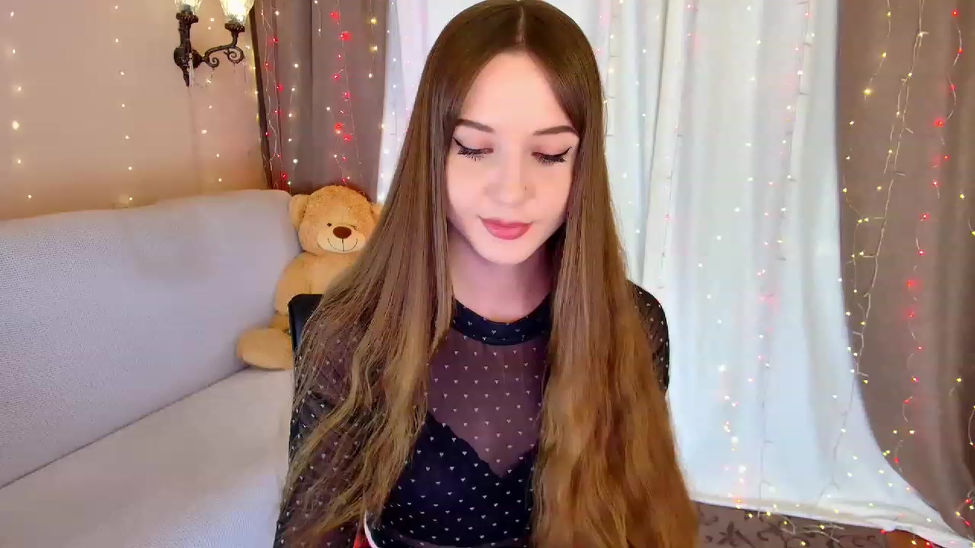 Gallery image thumbnail from Innocent_Soul's myfreecams stream on, 02/28/2023, 15:49 image 13 of 20