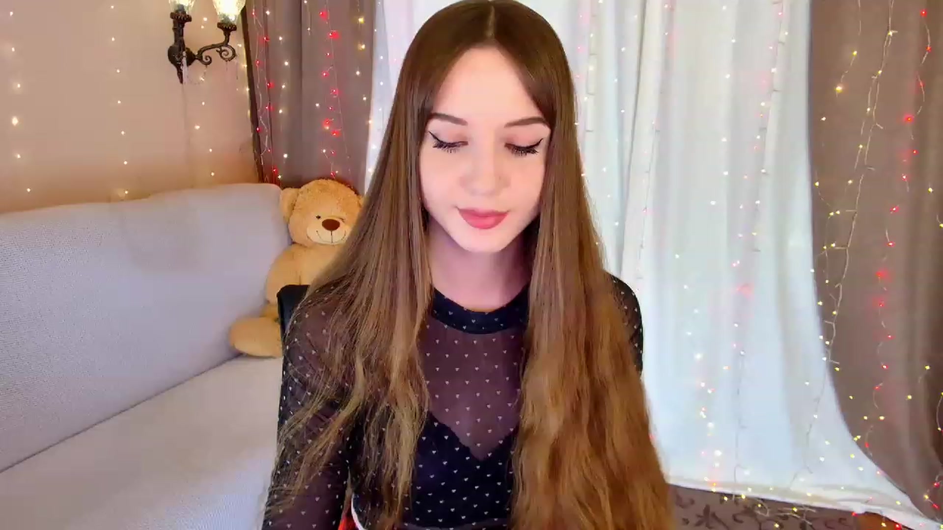 Gallery image thumbnail from Innocent_Soul's myfreecams stream on, 02/28/2023, 15:49 image 15 of 20