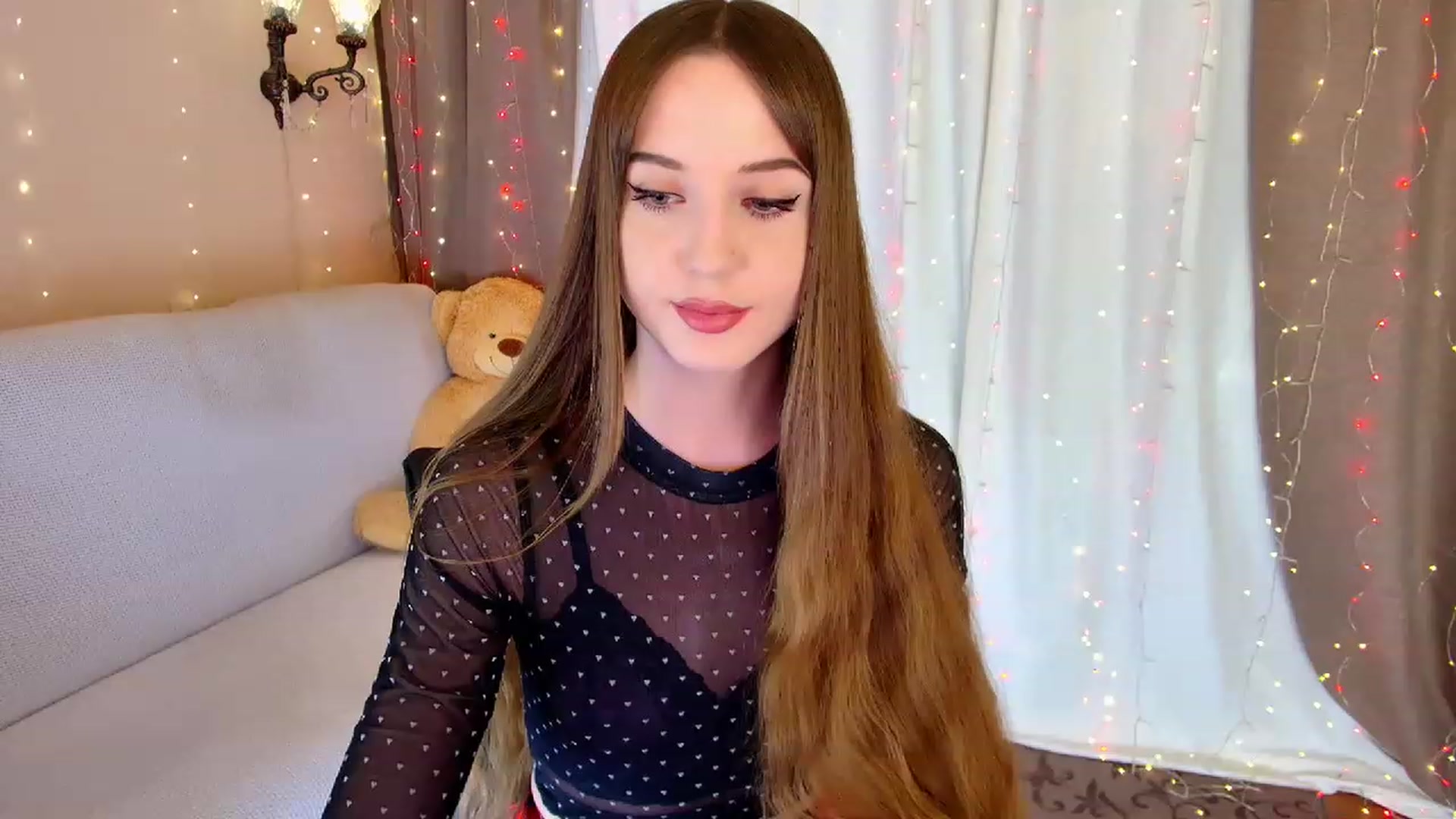 Gallery image thumbnail from Innocent_Soul's myfreecams stream on, 02/28/2023, 15:49 image 1 of 20