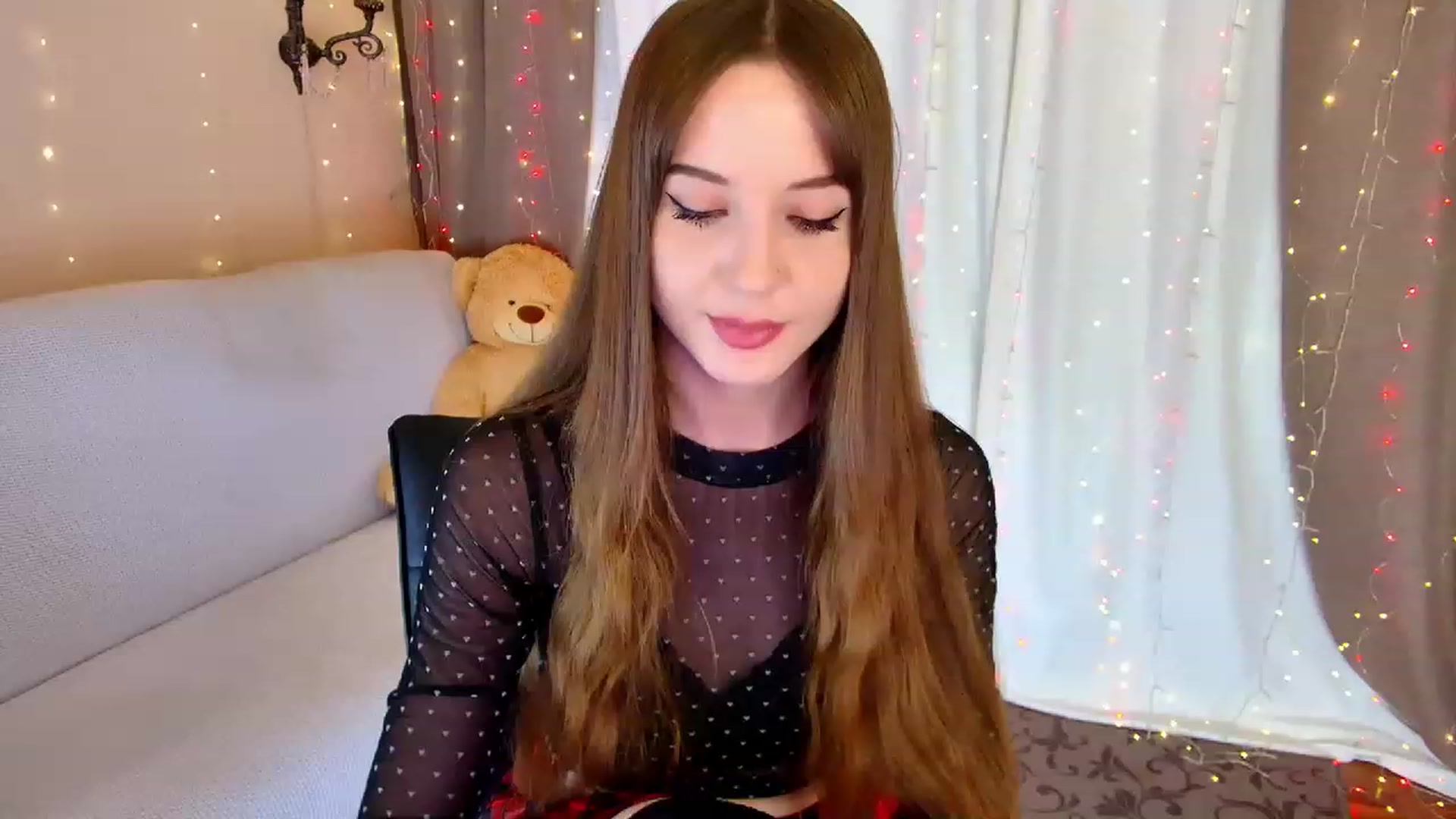 Gallery image thumbnail from Innocent_Soul's myfreecams stream on, 02/28/2023, 17:49 image 9 of 20