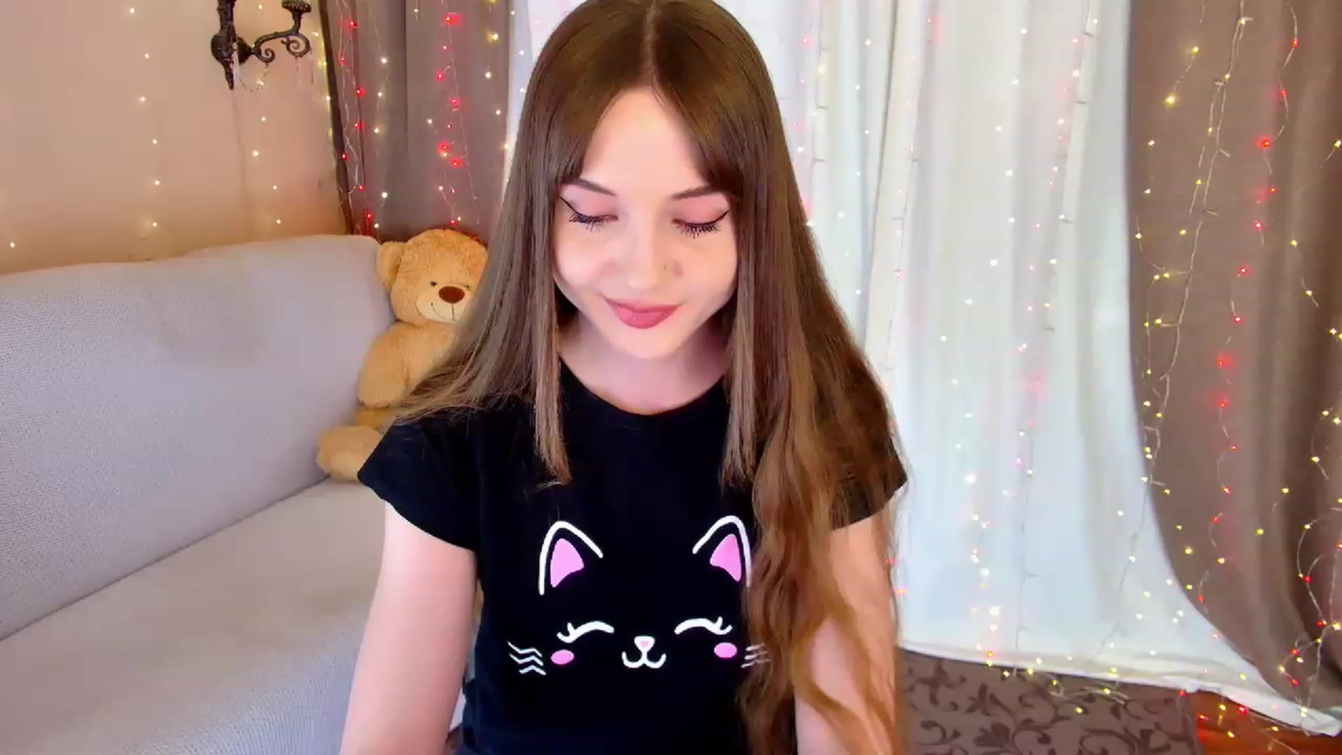 Gallery image thumbnail from Innocent_Soul's myfreecams stream on, 03/04/2023, 15:37 image 17 of 20