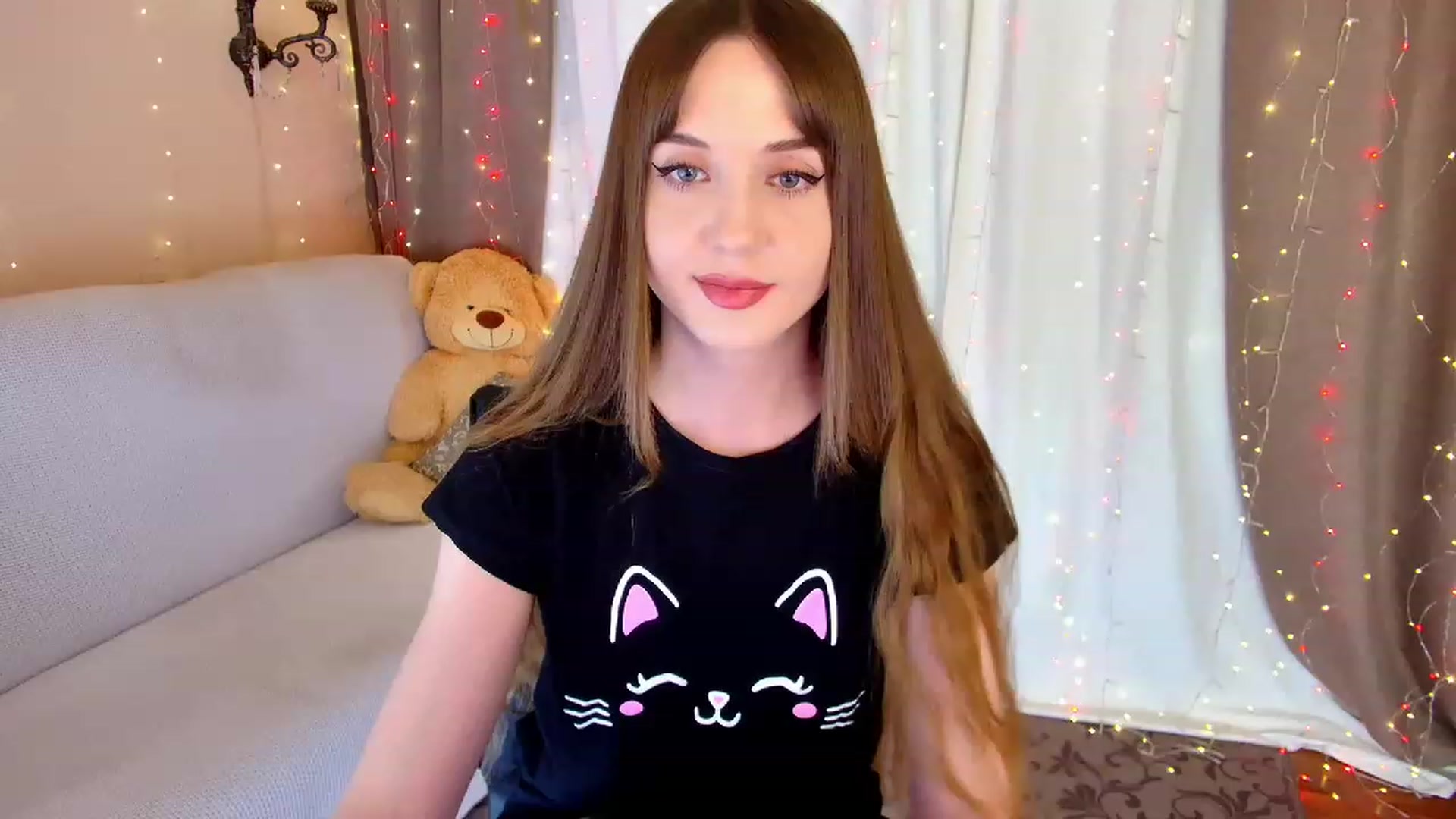 Gallery image thumbnail from Innocent_Soul's myfreecams stream on, 03/04/2023, 15:37 image 12 of 20