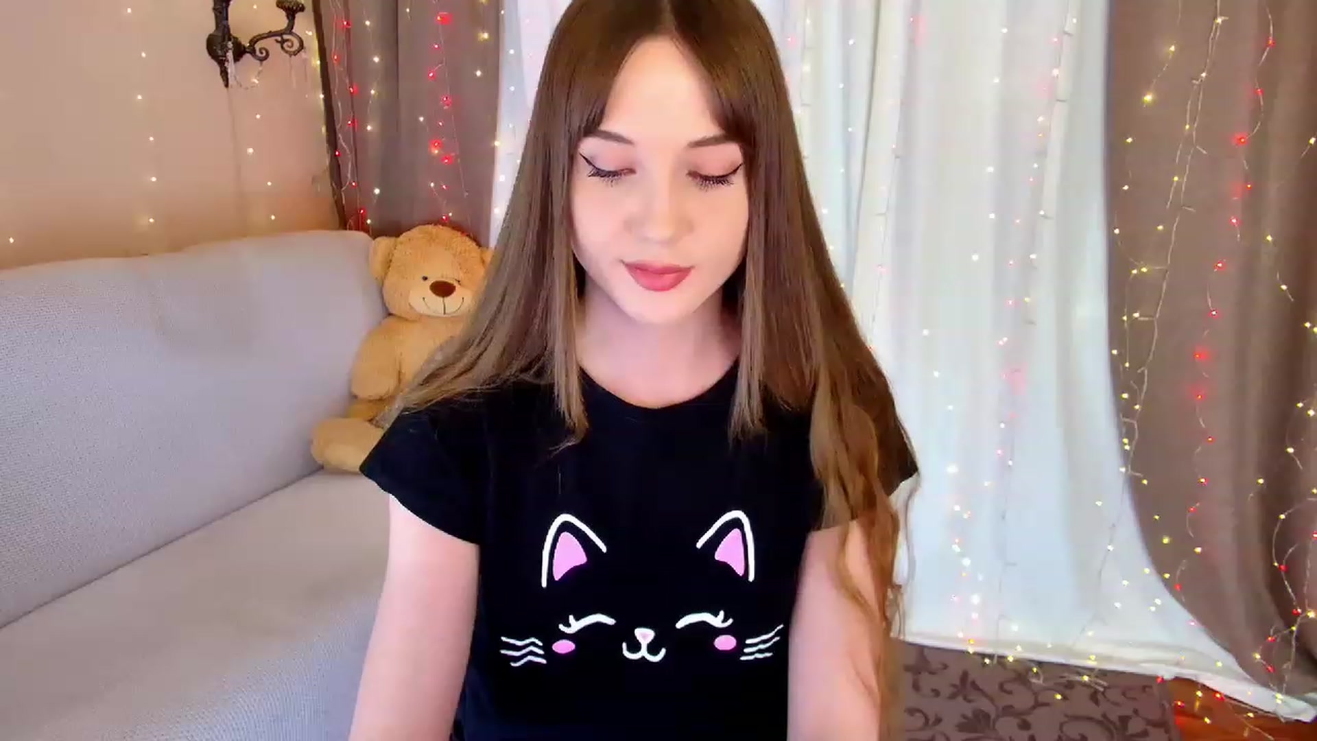 Gallery image thumbnail from Innocent_Soul's myfreecams stream on, 03/04/2023, 15:37 image 8 of 20