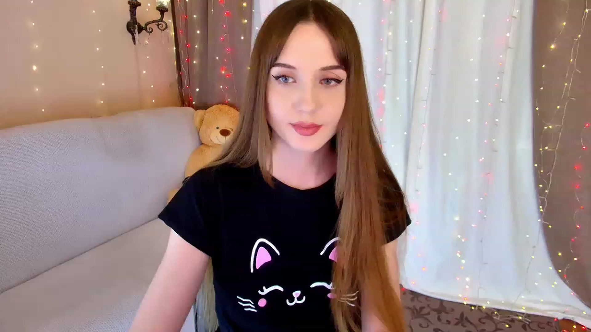 Gallery image thumbnail from Innocent_Soul's myfreecams stream on, 03/04/2023, 18:54 image 6 of 20