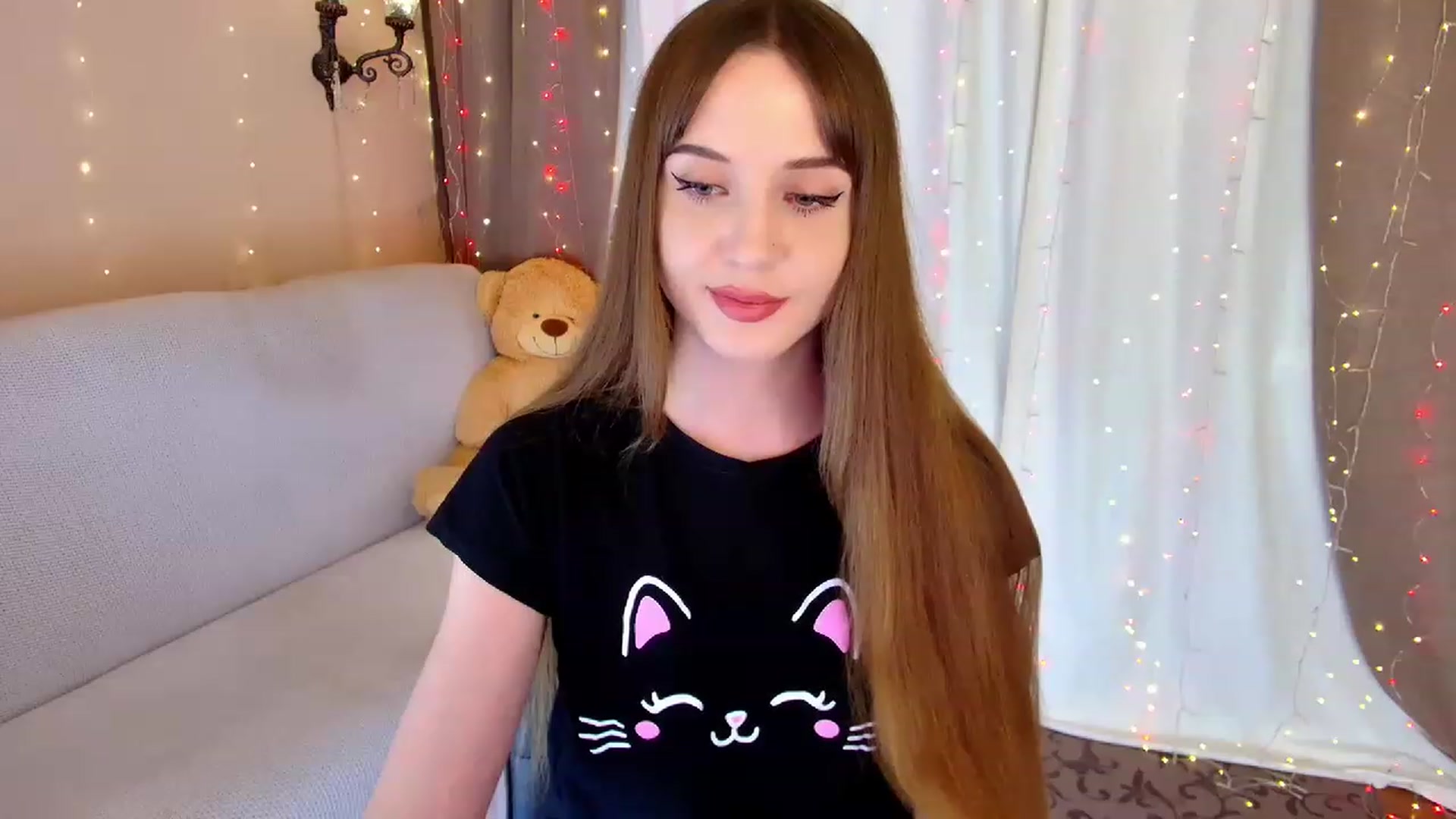 Gallery image thumbnail from Innocent_Soul's myfreecams stream on, 03/04/2023, 19:43 image 9 of 20