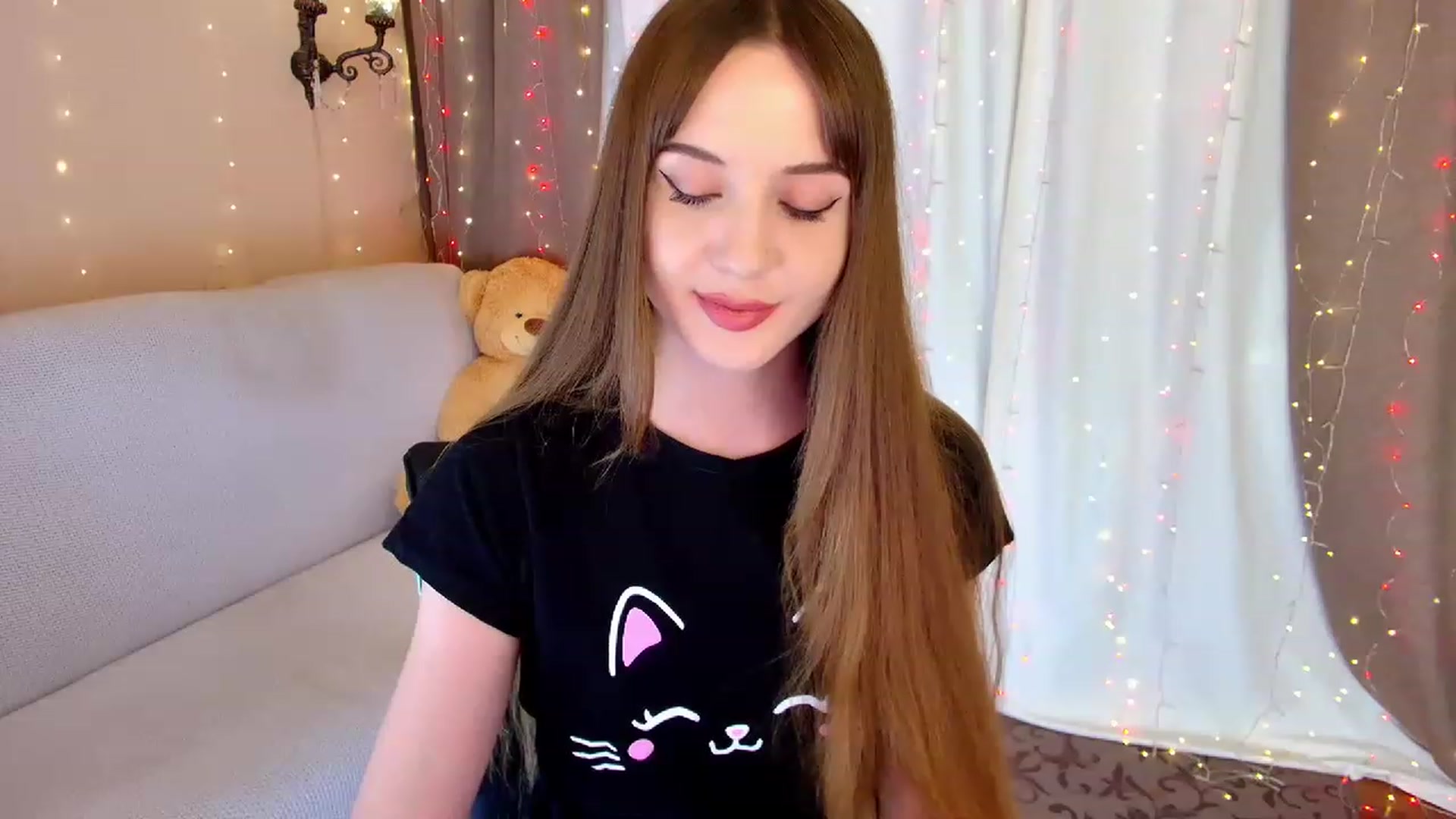 Gallery image thumbnail from Innocent_Soul's myfreecams stream on, 03/04/2023, 19:43 image 14 of 20