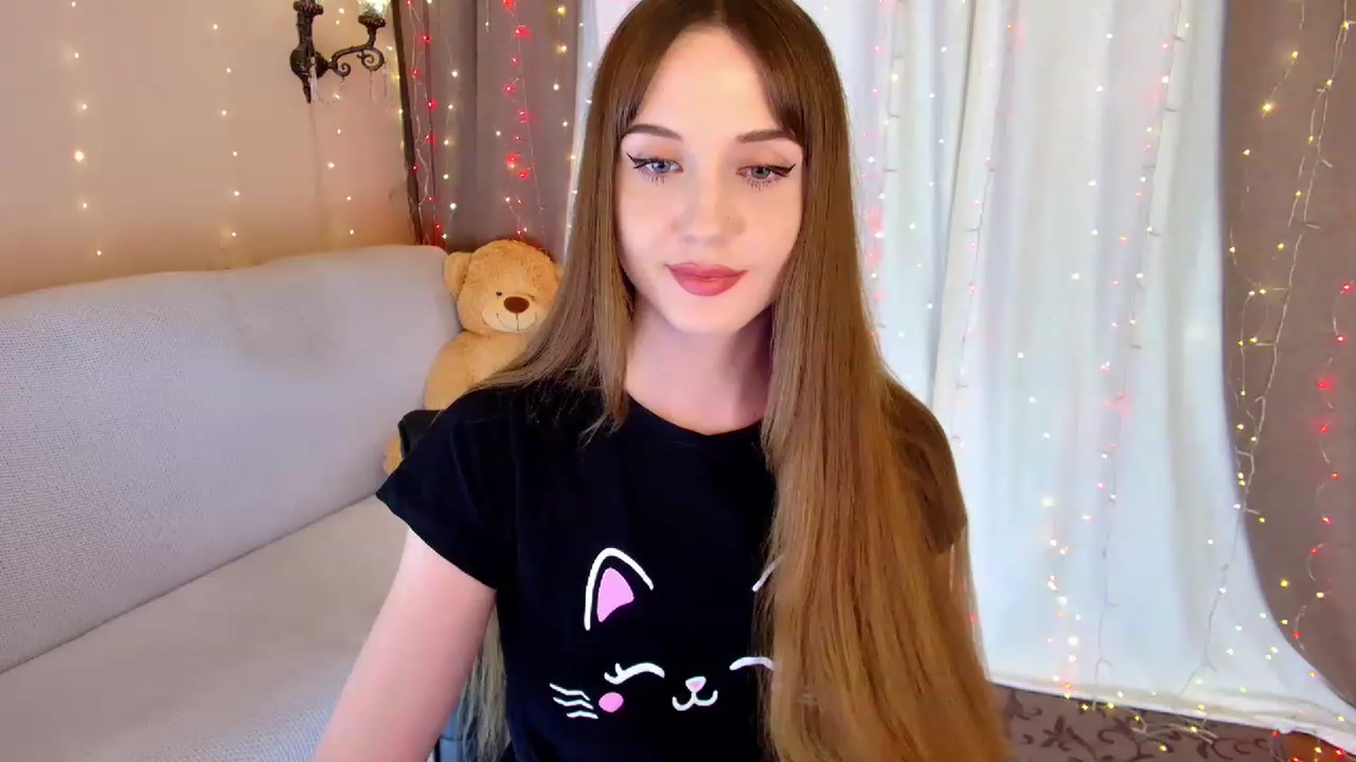 Gallery image thumbnail from Innocent_Soul's myfreecams stream on, 03/04/2023, 19:43 image 11 of 20