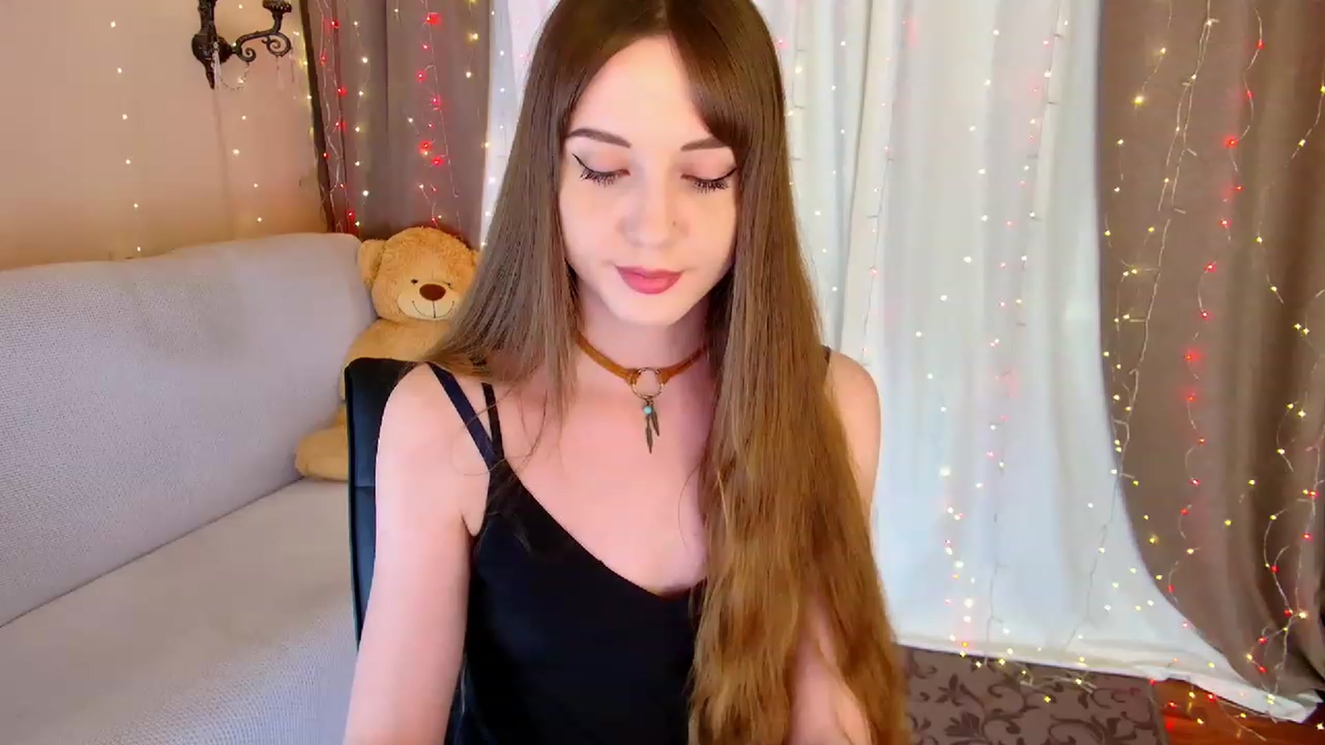 Gallery image thumbnail from Innocent_Soul's myfreecams stream on, 03/07/2023, 16:31 image 9 of 20