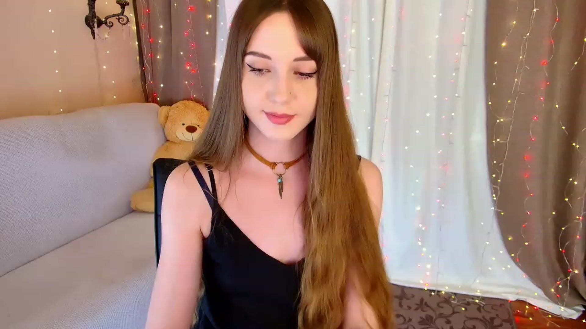 Gallery image thumbnail from Innocent_Soul's myfreecams stream on, 03/07/2023, 16:31 image 19 of 20