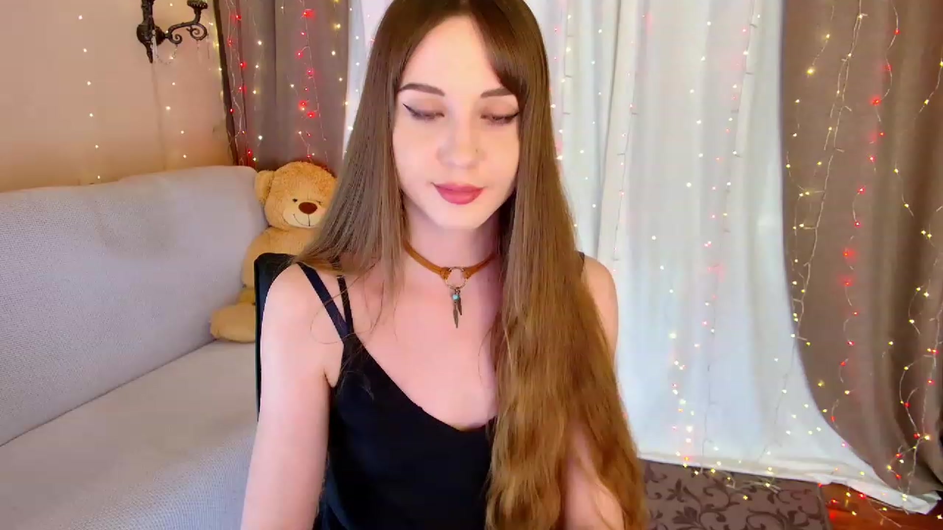 Gallery image thumbnail from Innocent_Soul's myfreecams stream on, 03/07/2023, 16:31 image 6 of 20