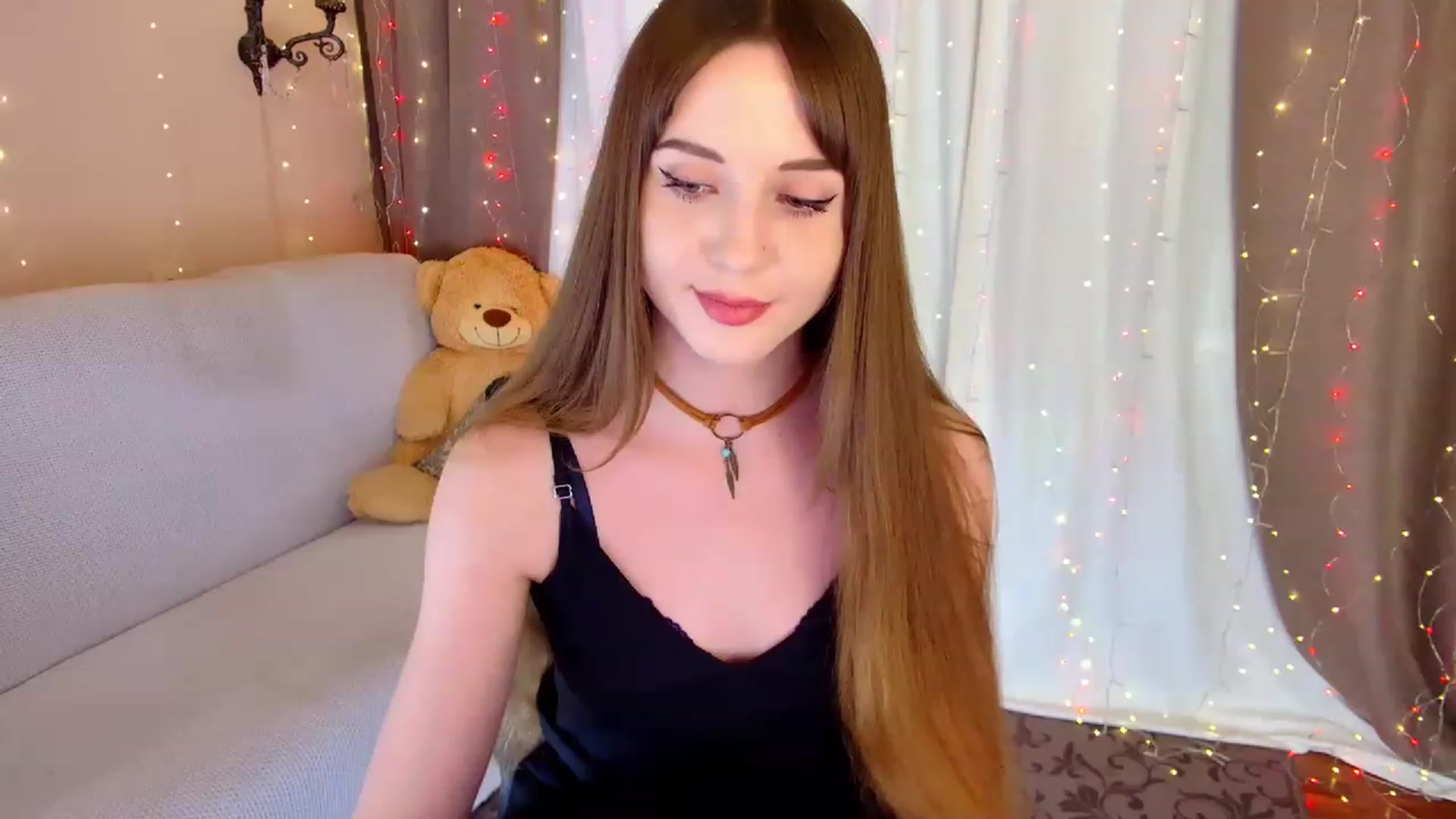 Gallery image thumbnail from Innocent_Soul's myfreecams stream on, 03/07/2023, 19:22 image 12 of 20