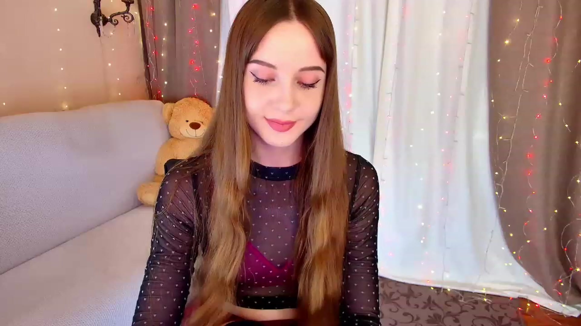 Gallery image thumbnail from Innocent_Soul's myfreecams stream on, 03/09/2023, 15:51 image 8 of 20