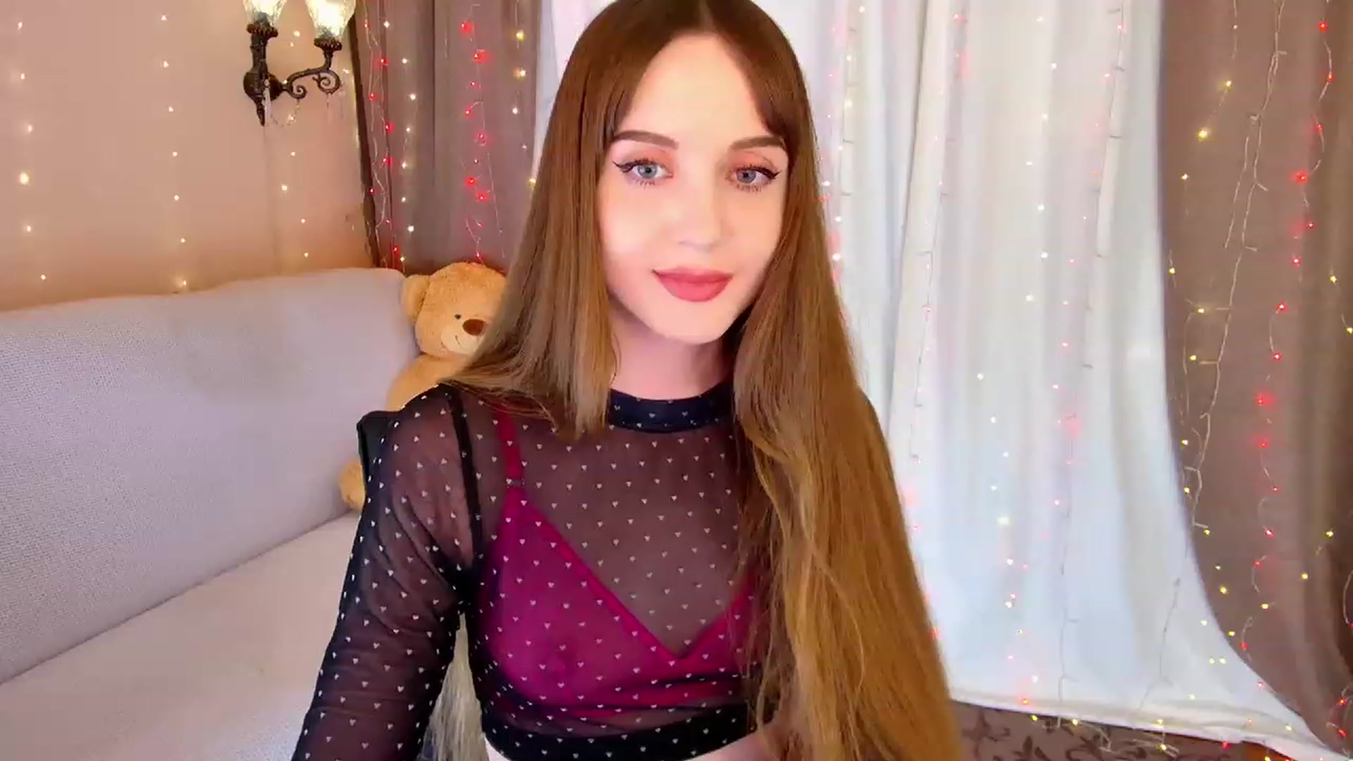 Gallery image thumbnail from Innocent_Soul's myfreecams stream on, 03/09/2023, 20:02 image 14 of 20