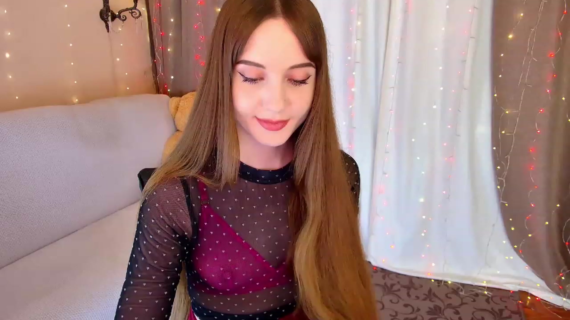 Gallery image thumbnail from Innocent_Soul's myfreecams stream on, 03/09/2023, 20:02 image 8 of 20